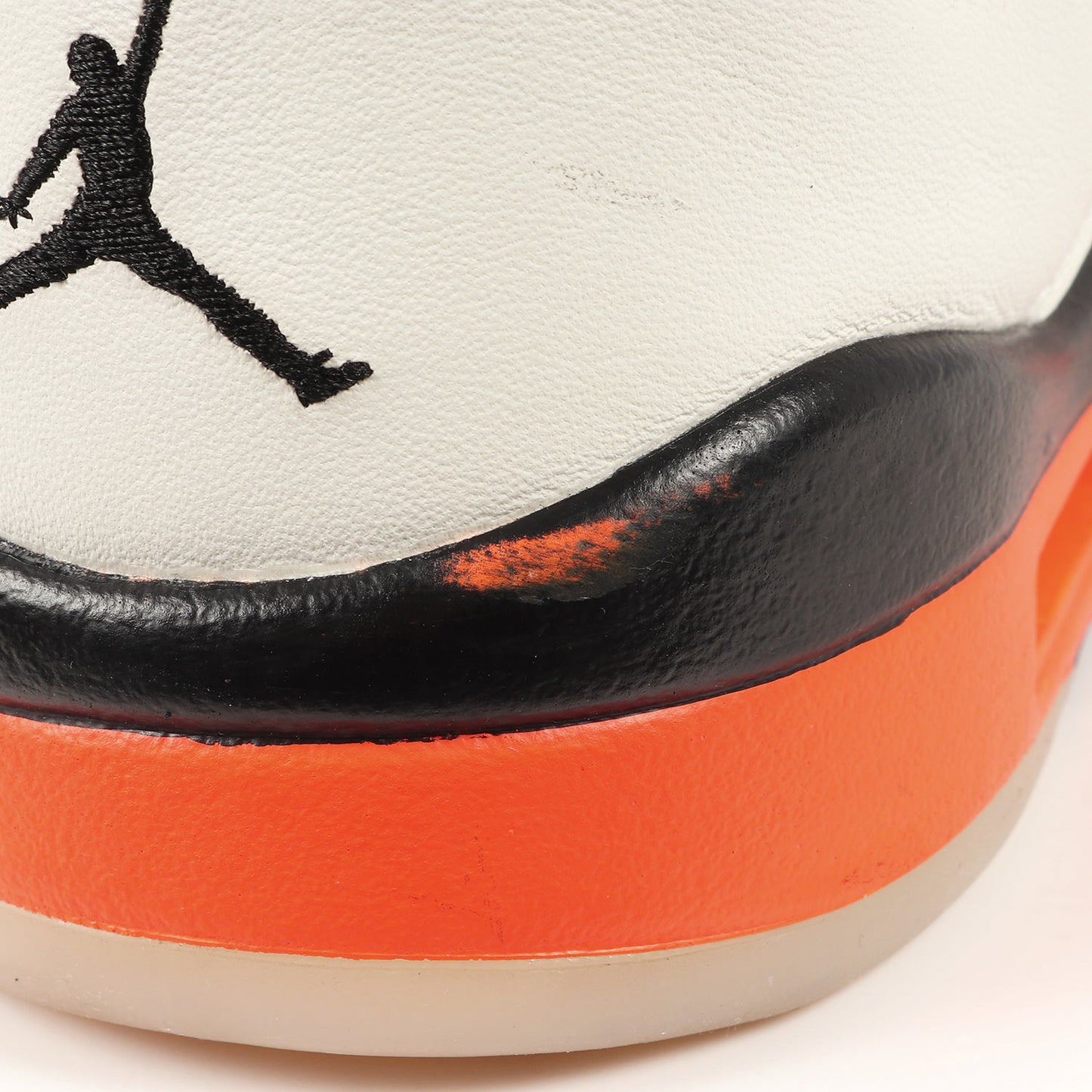 AIR JORDAN 5 RETRO ORANGE BLAZE (DC1060-100)