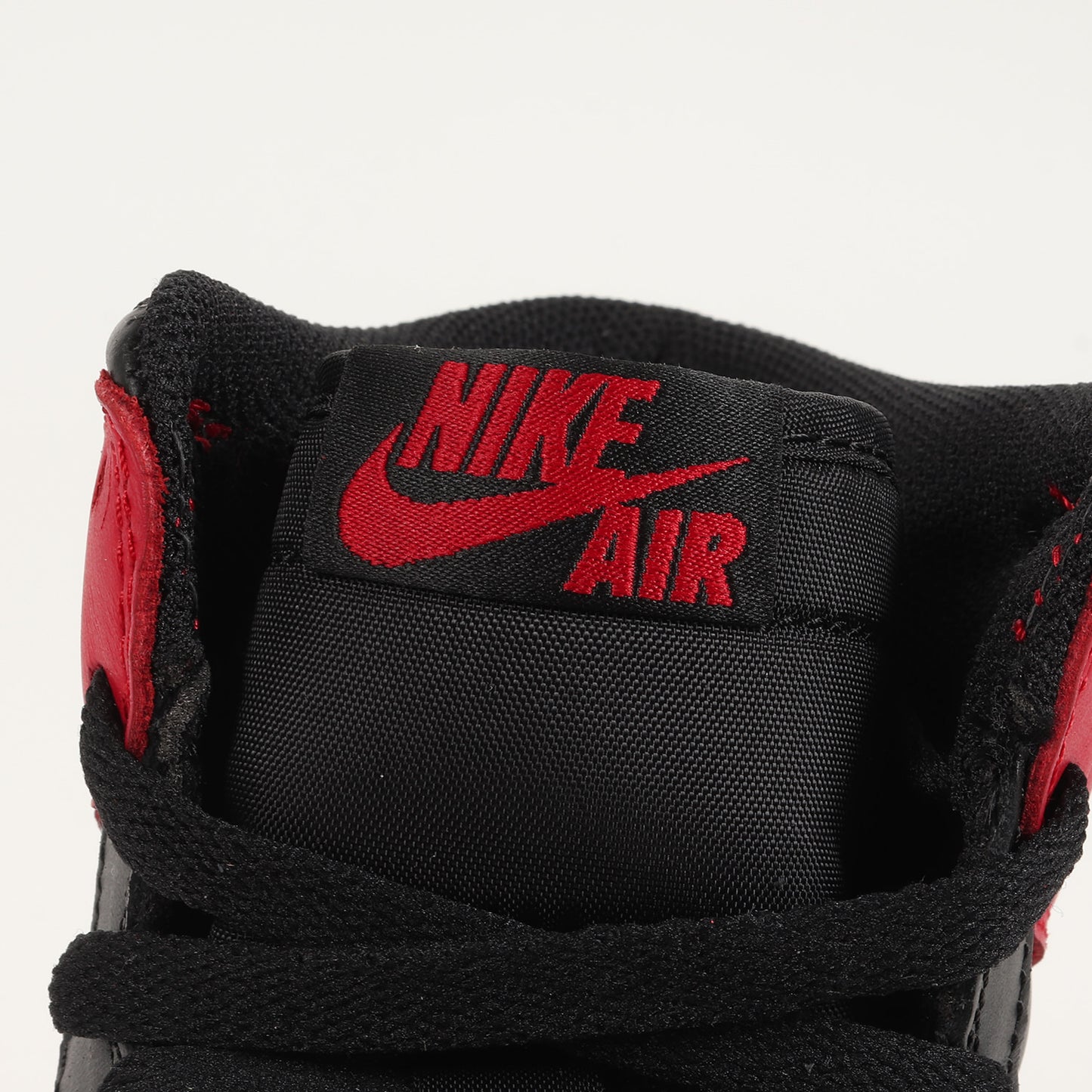 AIR JORDAN 1 RETRO HIGH OG BRED (2013年製 / 555088-023)