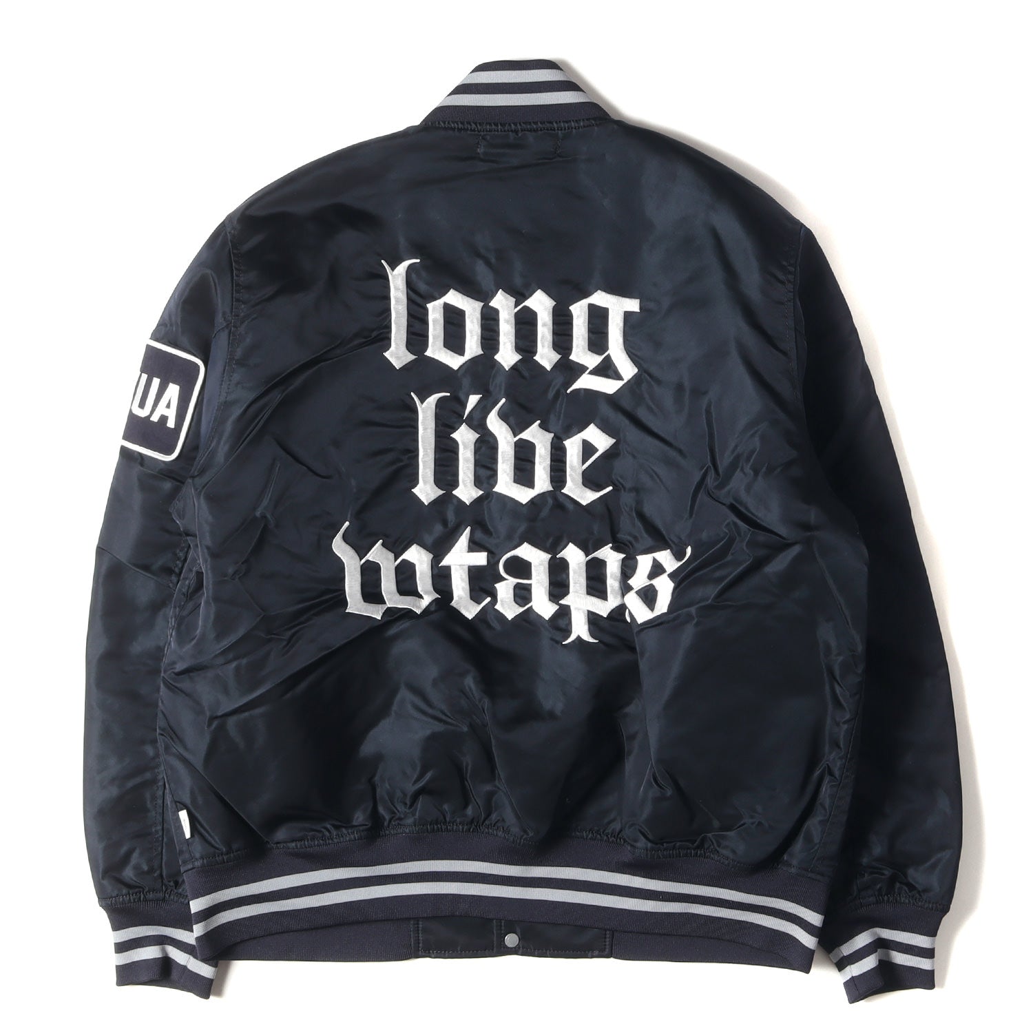 WTAPS (ダブルタップス) ワッペン付き ナイロン サテンスタジャン 
