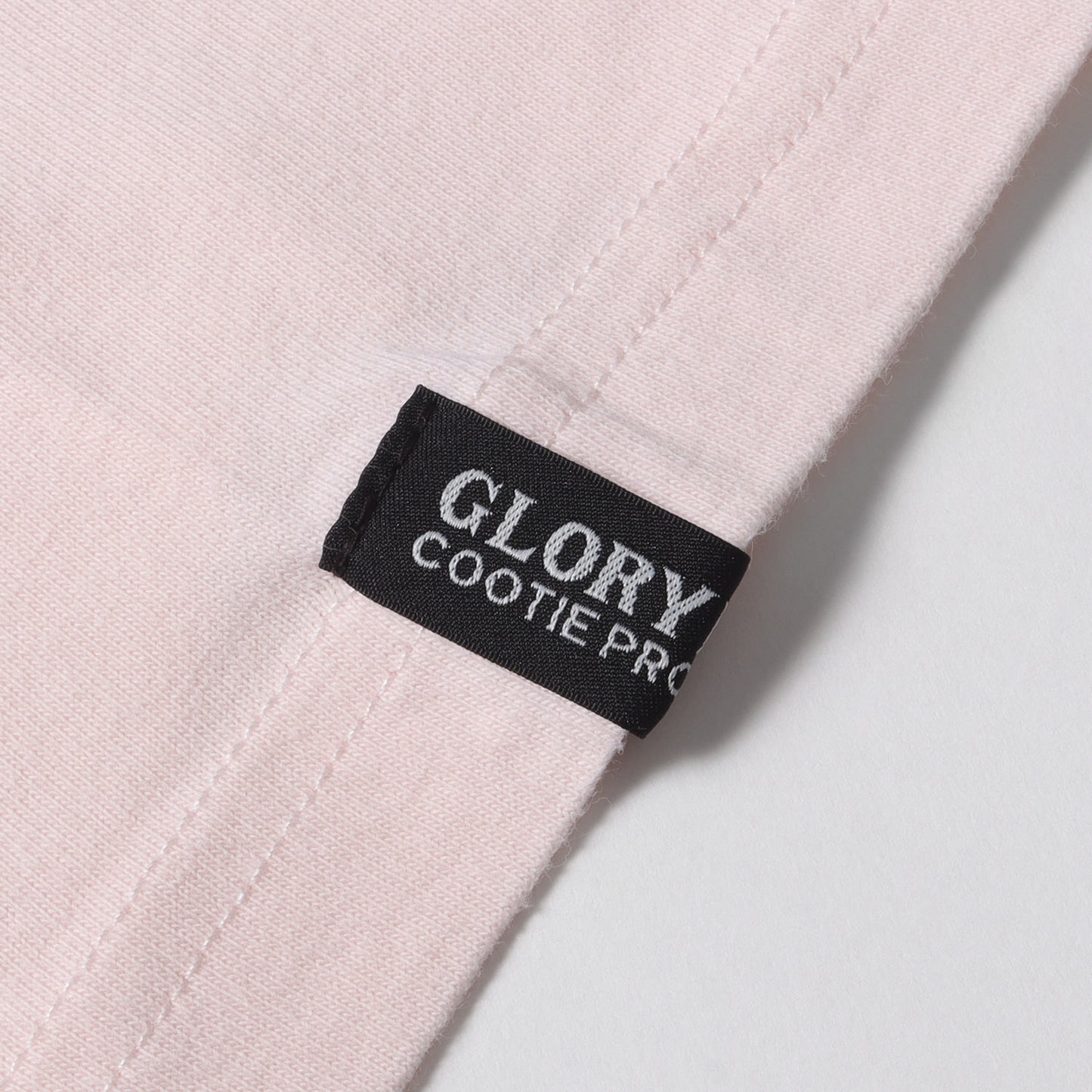 La Luz限定 ブランドロゴ クルーネック Tシャツ