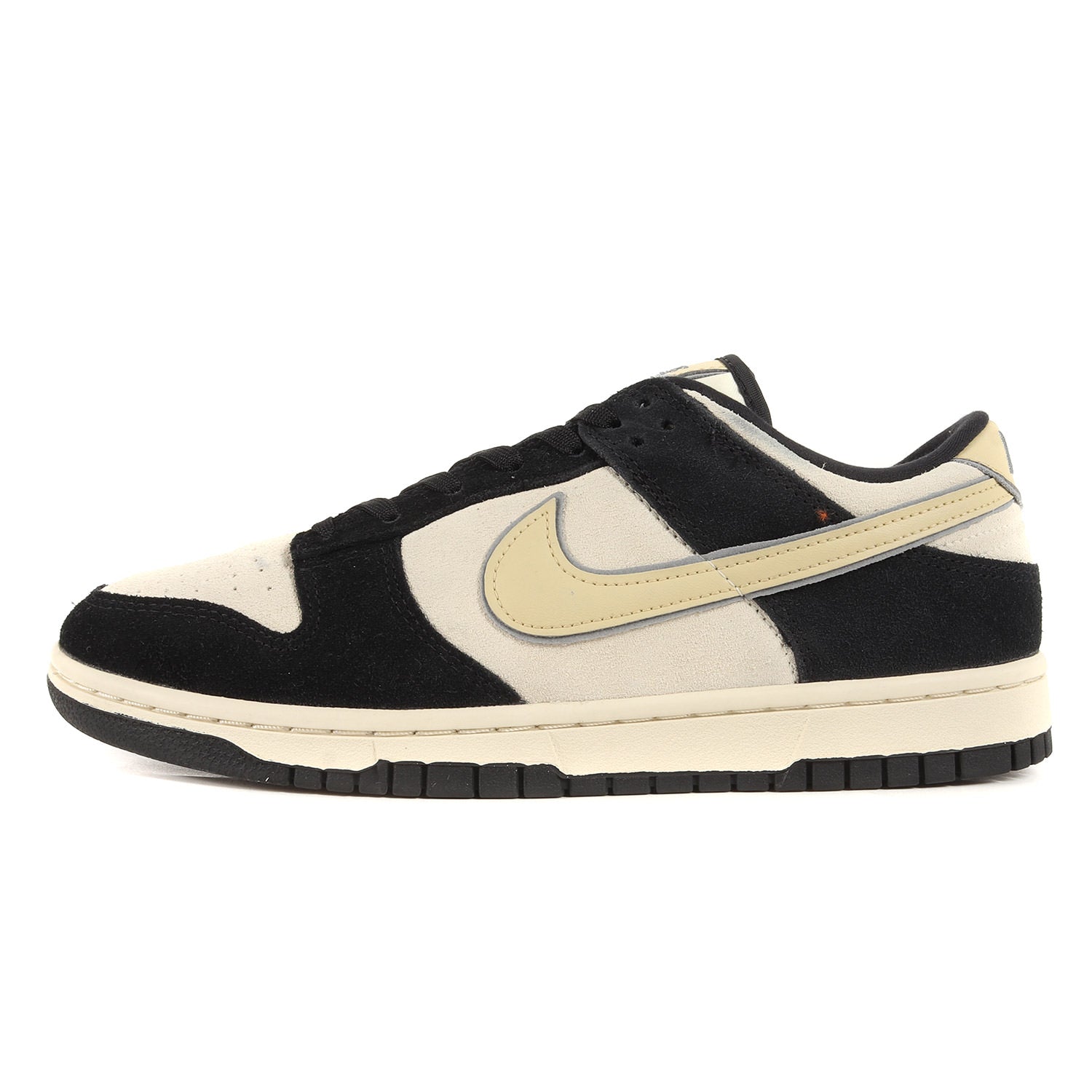 NIKE (ナイキ) WMNS DUNK LOW LX (DV3054-001) - ブランド古着の通販 