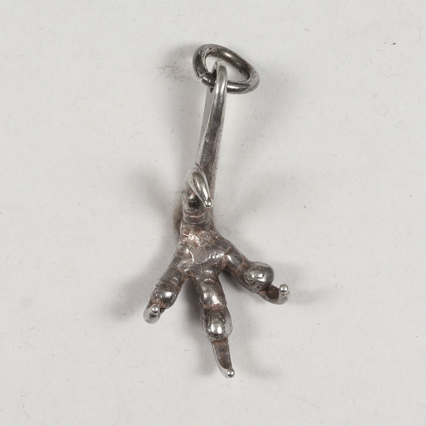 シルバー ツメ(左)