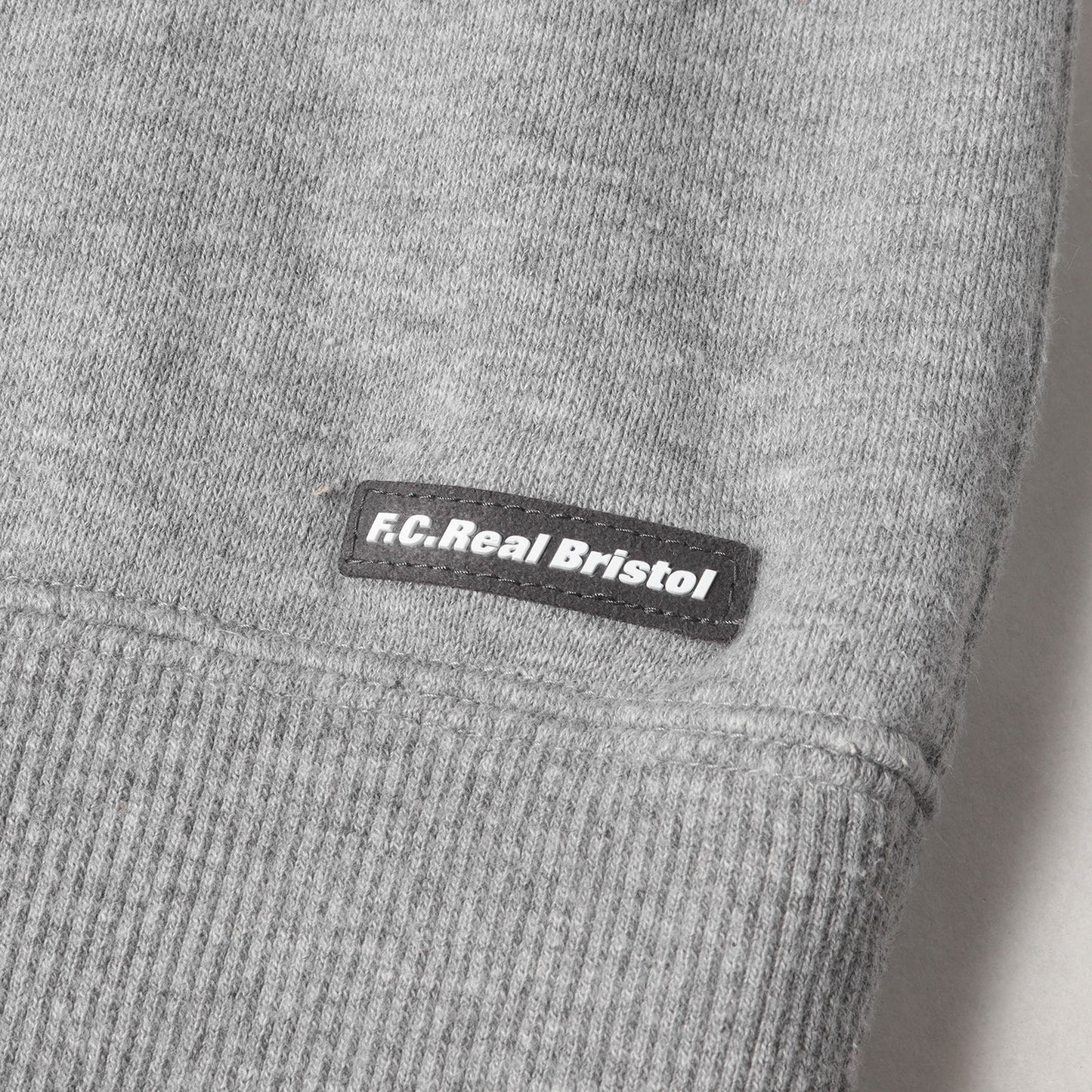 エンブレム スウェットパーカー(EMBLEM PULLOVER HOODY)
