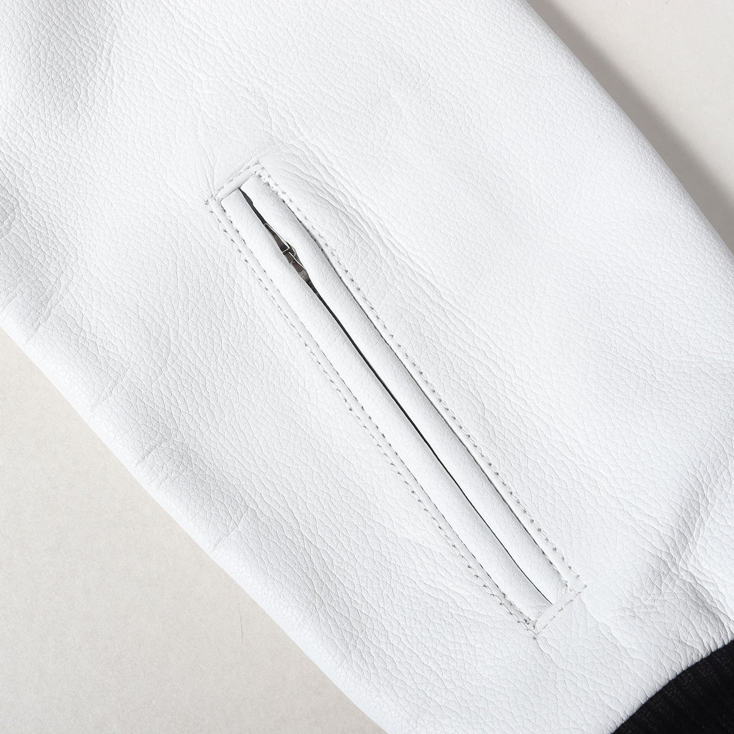 23AW 袖カーフレザー ウールモッサ バーシティジャケット / スタジャン(LEATHER SLEEVE VARSITY JACKET)