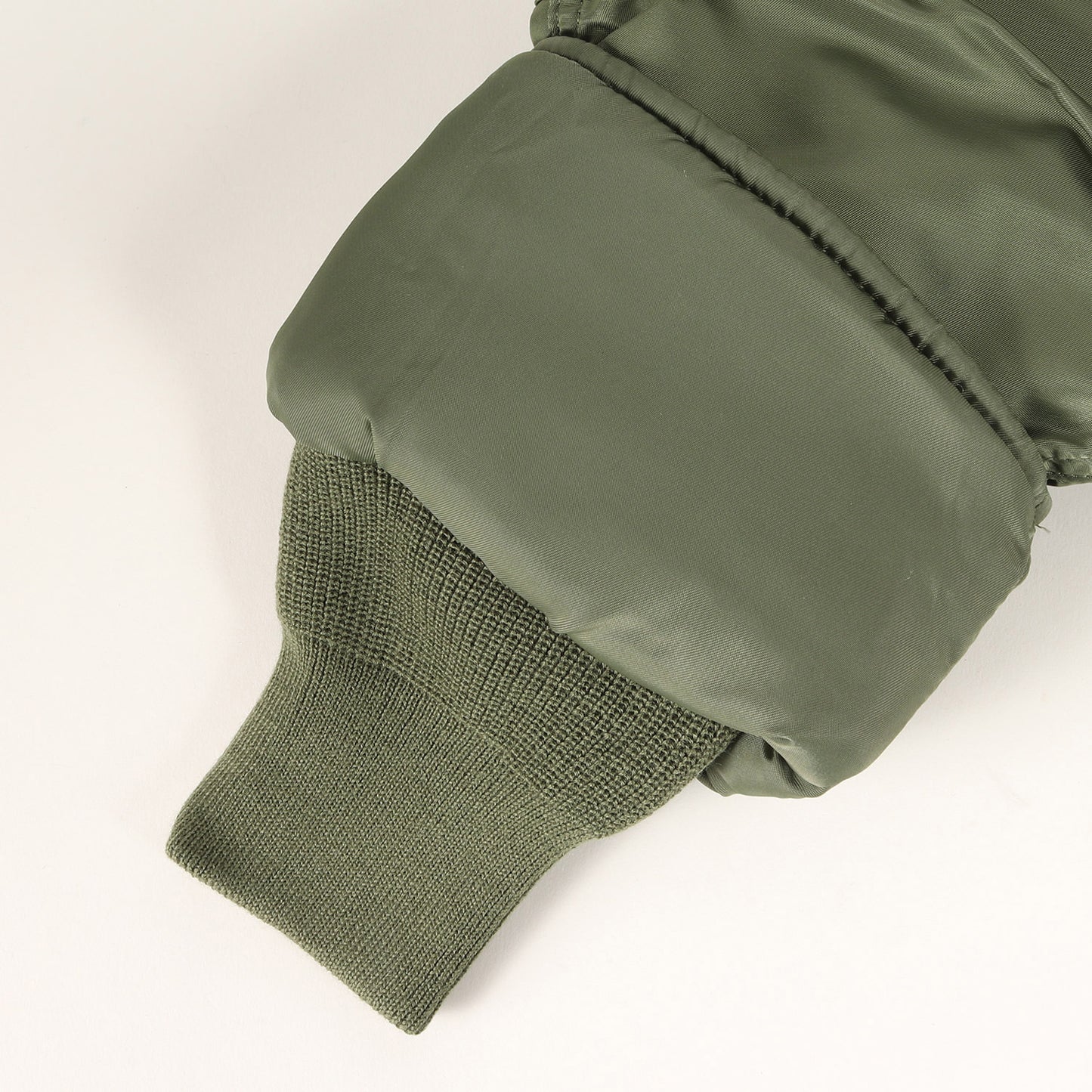 現行モデル ジャパンスペック タイトフィット N-3B フライトジャケット