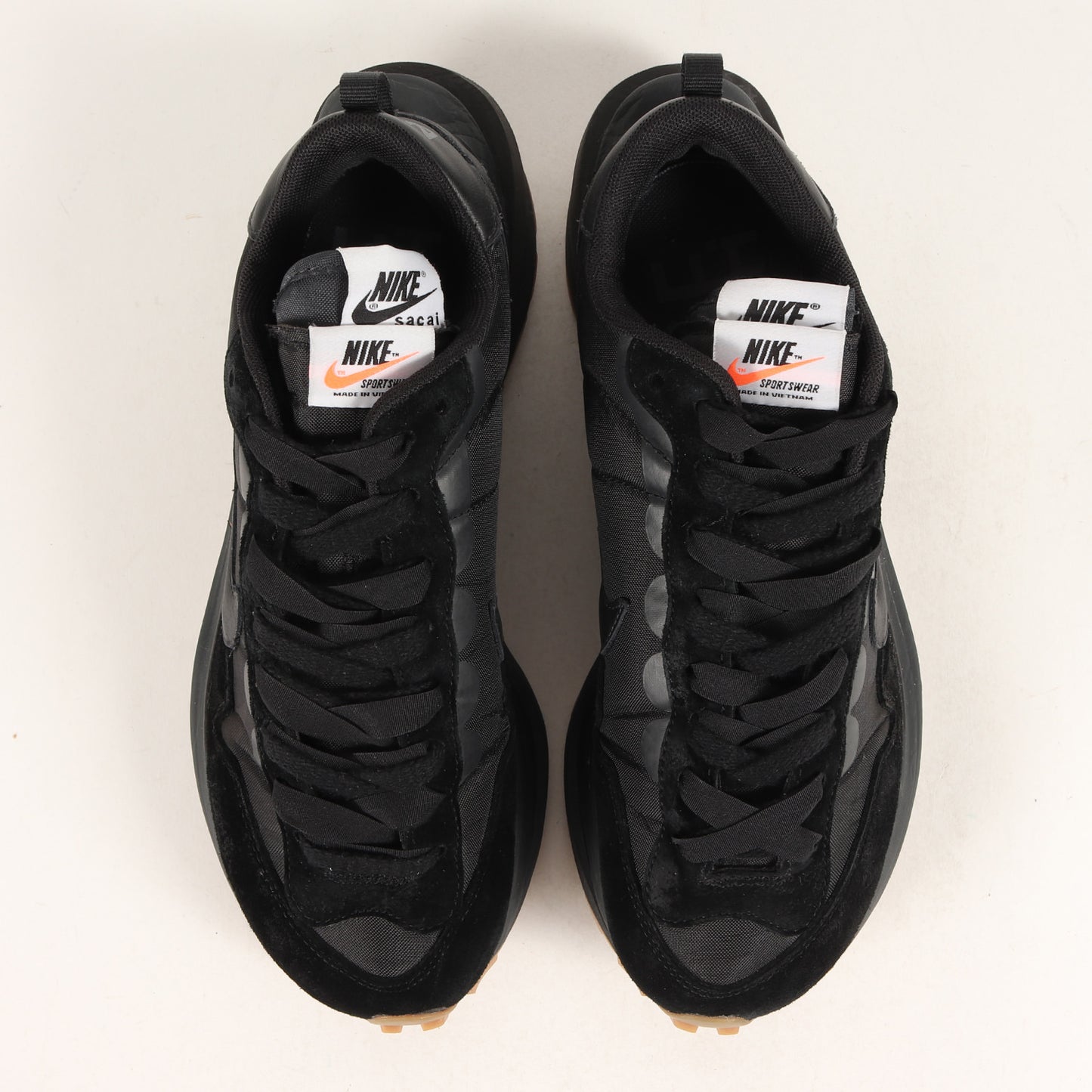 22SS ×NIKE VAPORWAFFLE / SACAI BLACK GUM (DD1875-001)