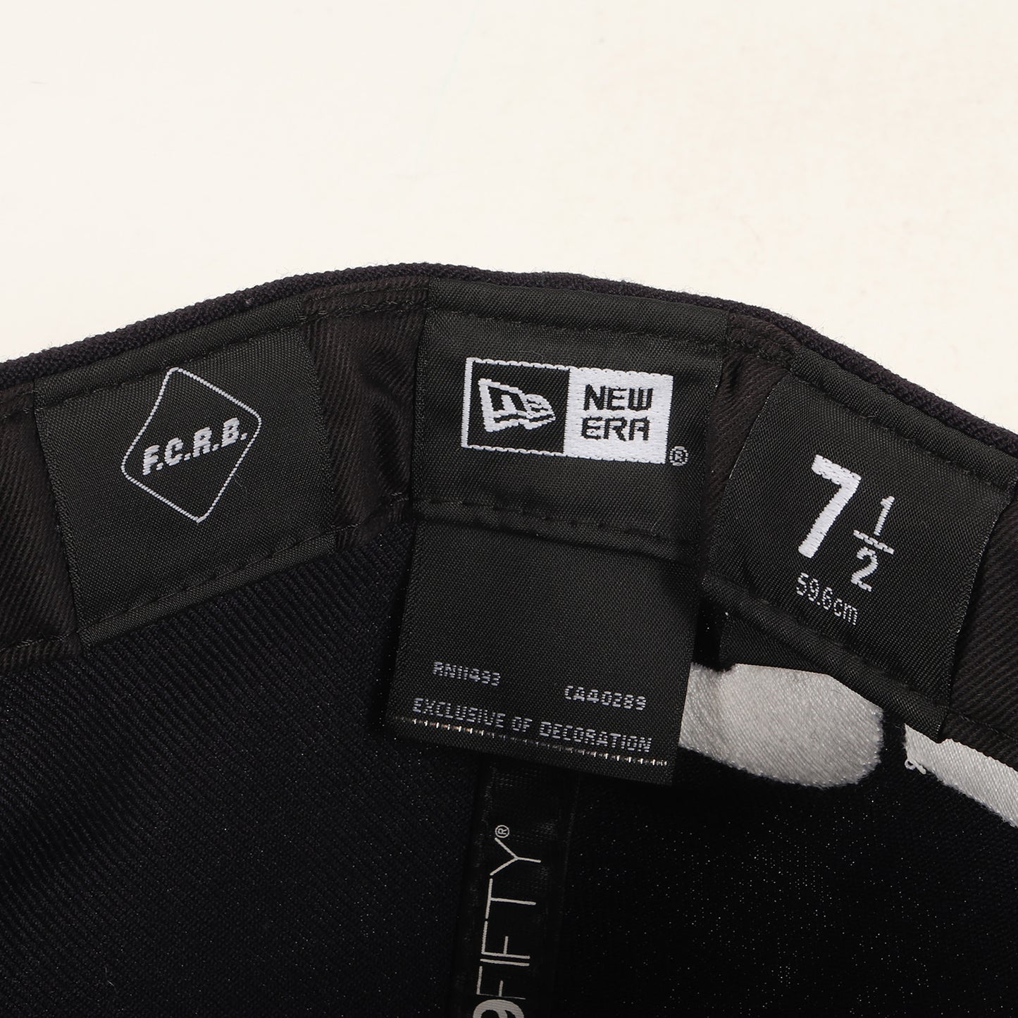 17AW ×NEW ERA ビッグロゴ ベースボールキャップ(EMBLEM 59FIFTY CAP)