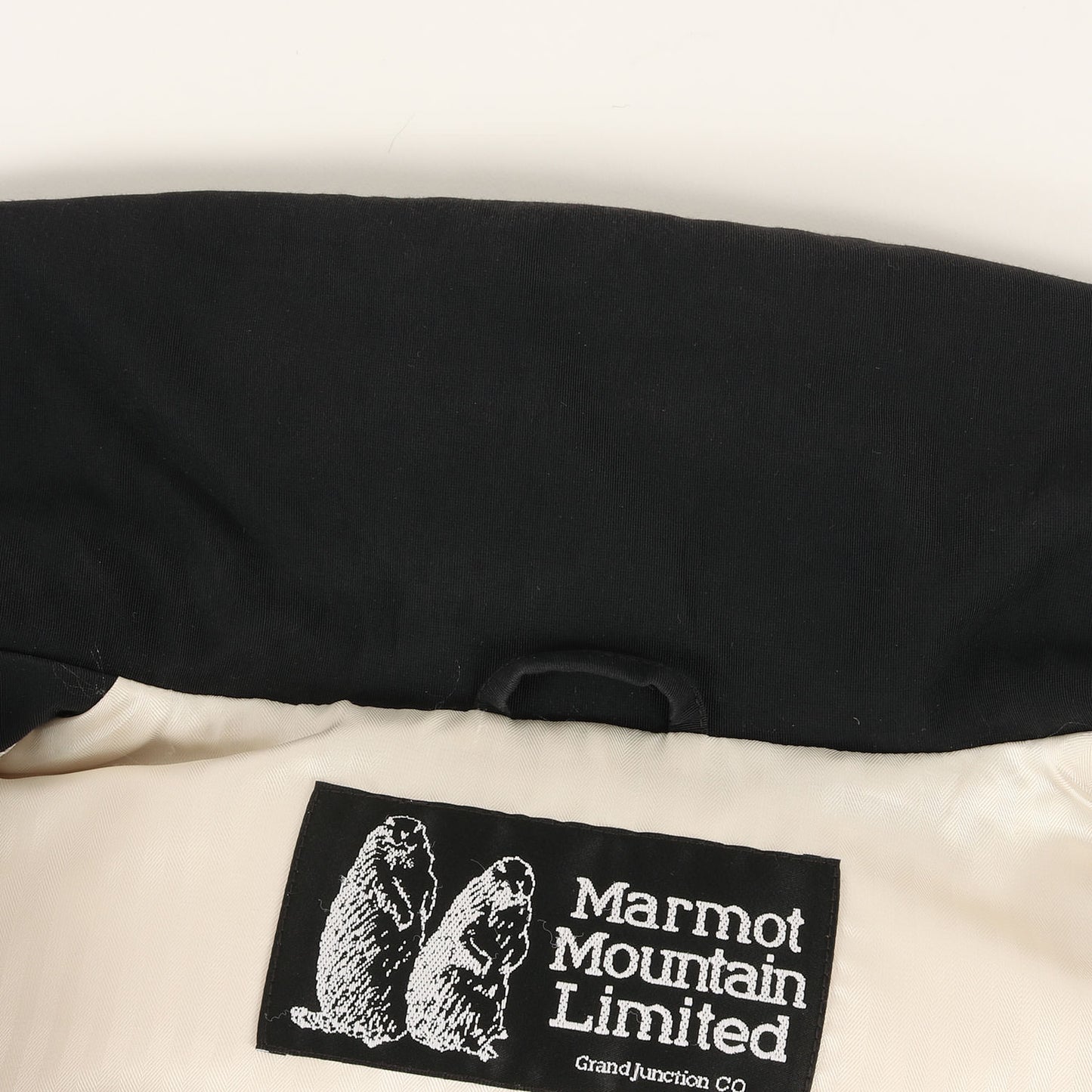 ×Marmot 60/40クロス ダウン Pコート(P-COAT DOWN / CN-JKT)