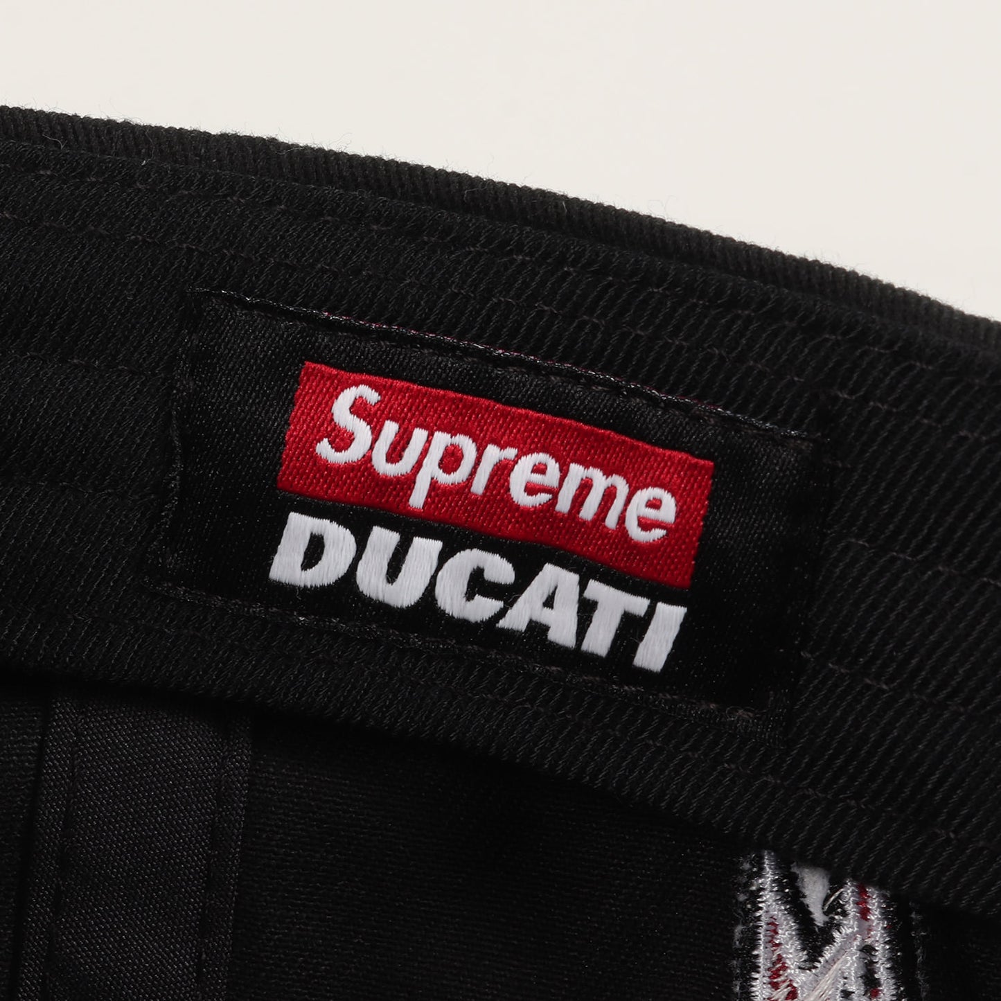 24SS ×Ducati バイカー キャラクター 6パネルキャップ(6-Panel Hat)
