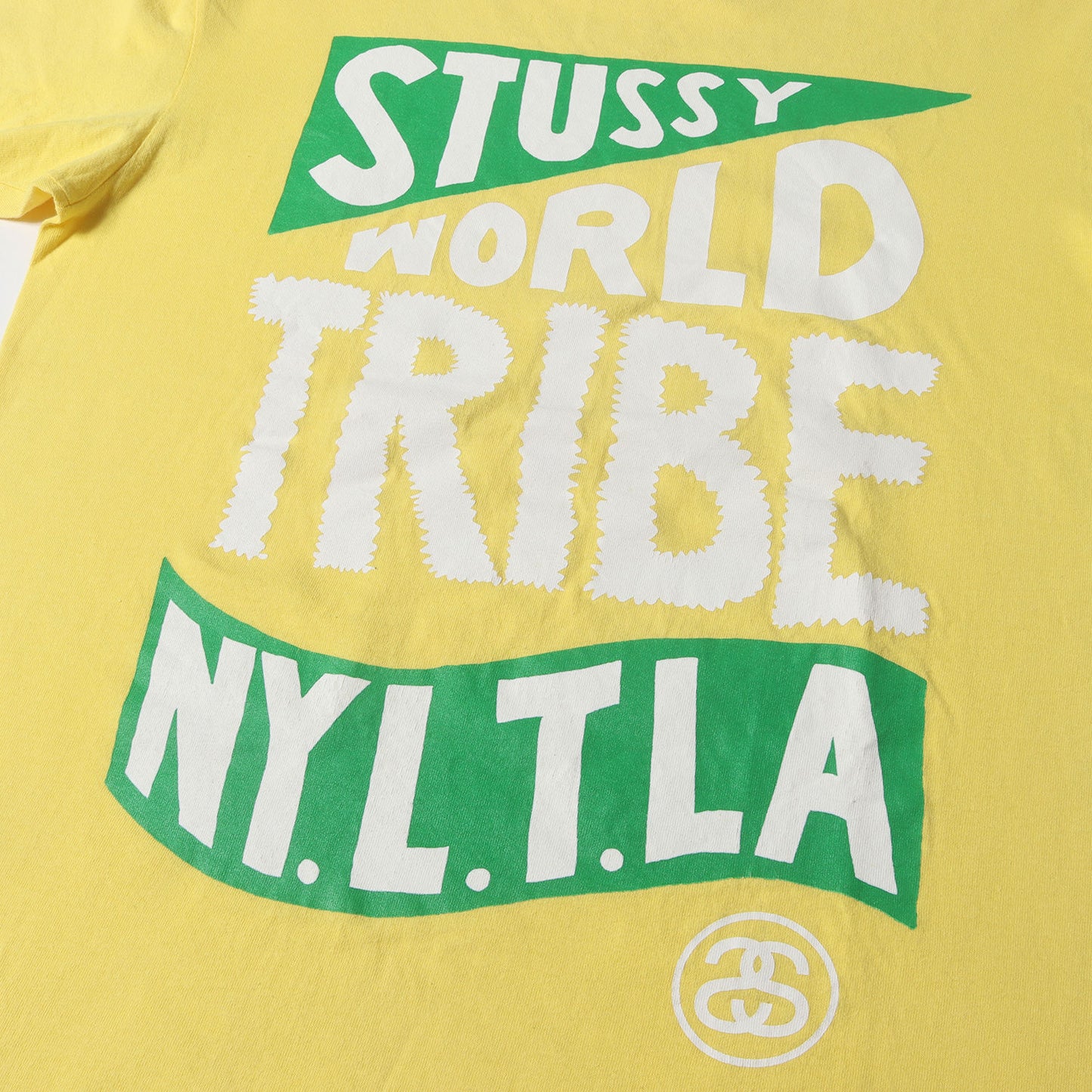 WORLD TRIBE グラフィック Tシャツ
