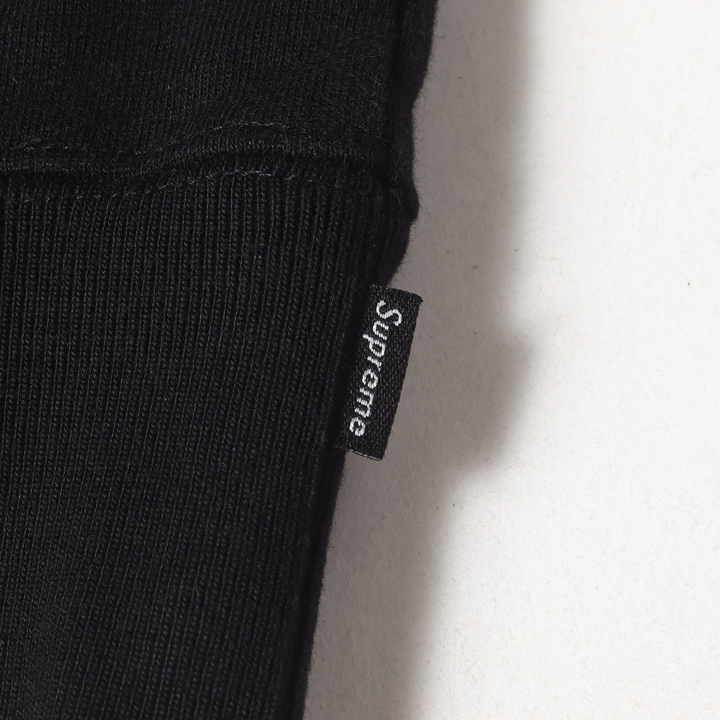 ×Tabboo! フラワー刺繍 スウェットパーカー(Flowers Hooded Sweatshirt)