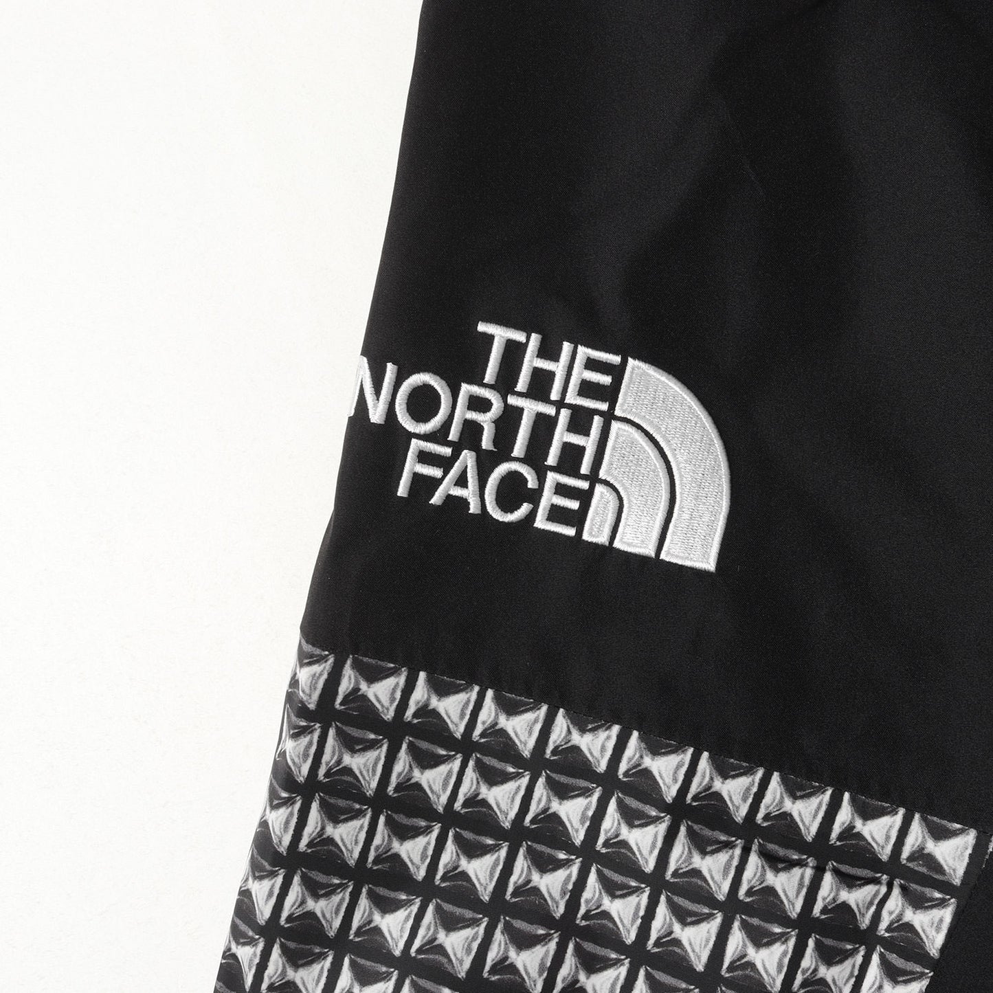 21SS ×THE NORTH FACE スタッズ柄 マウンテン ライト ジャケット(Studded Mountain Light Jacket)