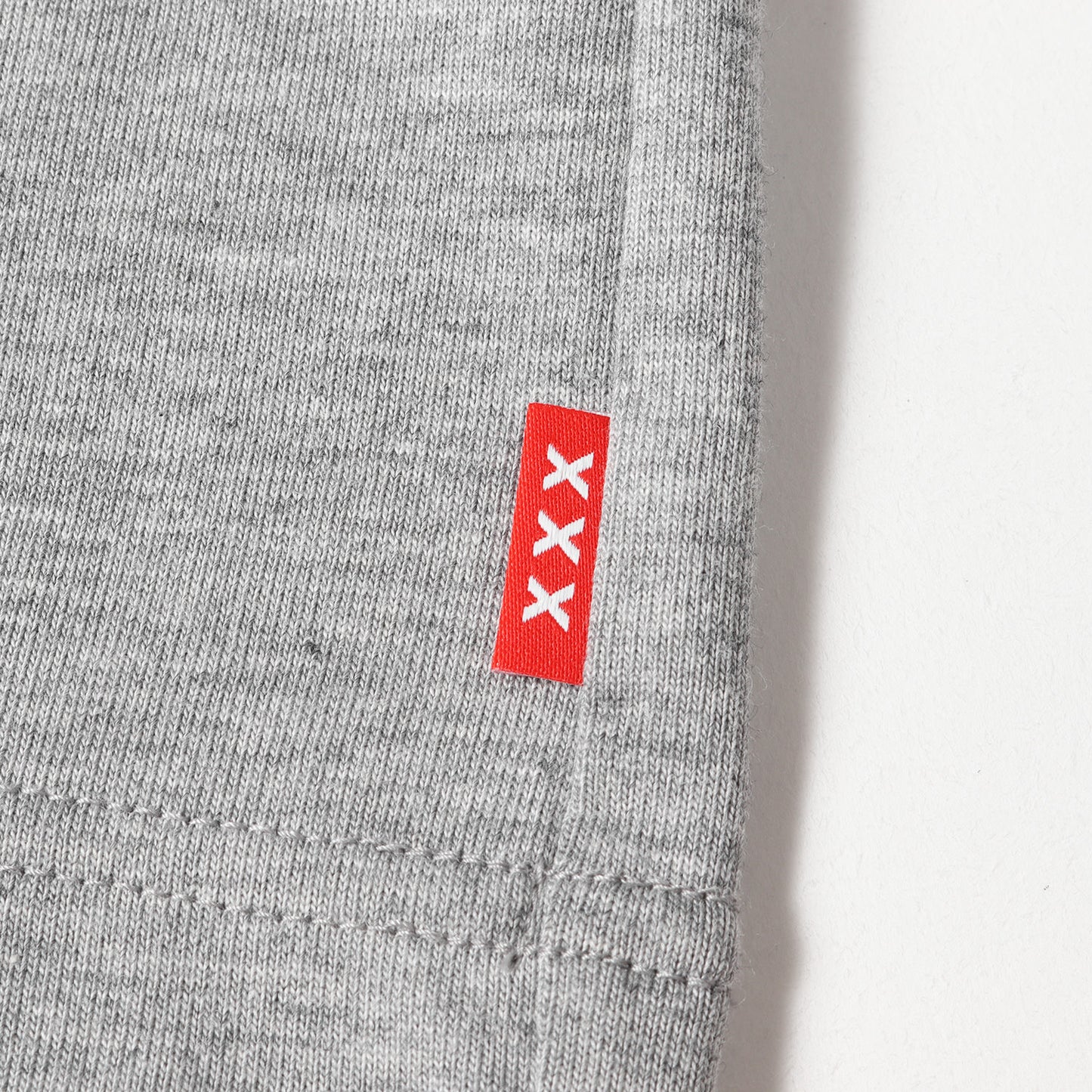 ワンポイント刺繍 クルーネック Tシャツ