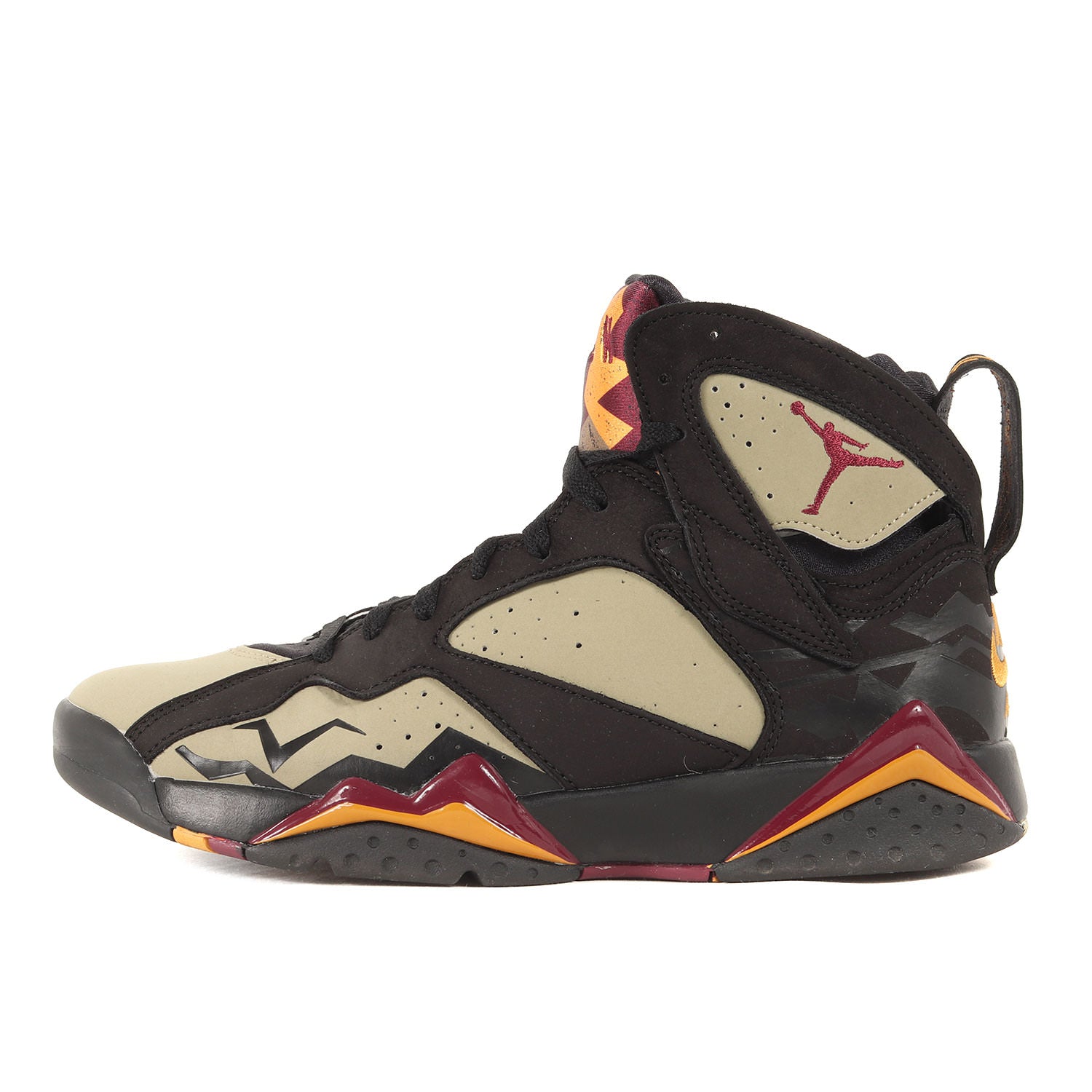 NIKE (ナイキ) AIR JORDAN 7 RETRO OLIVE (DN9782-001) - ブランド古着 