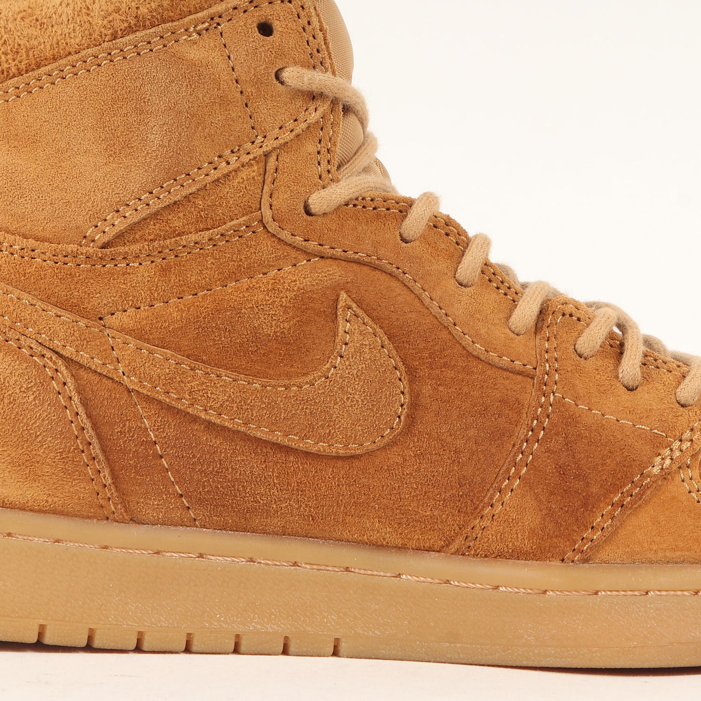 AIR JORDAN 1 RETRO HIGH OG WHEAT (555088-710)