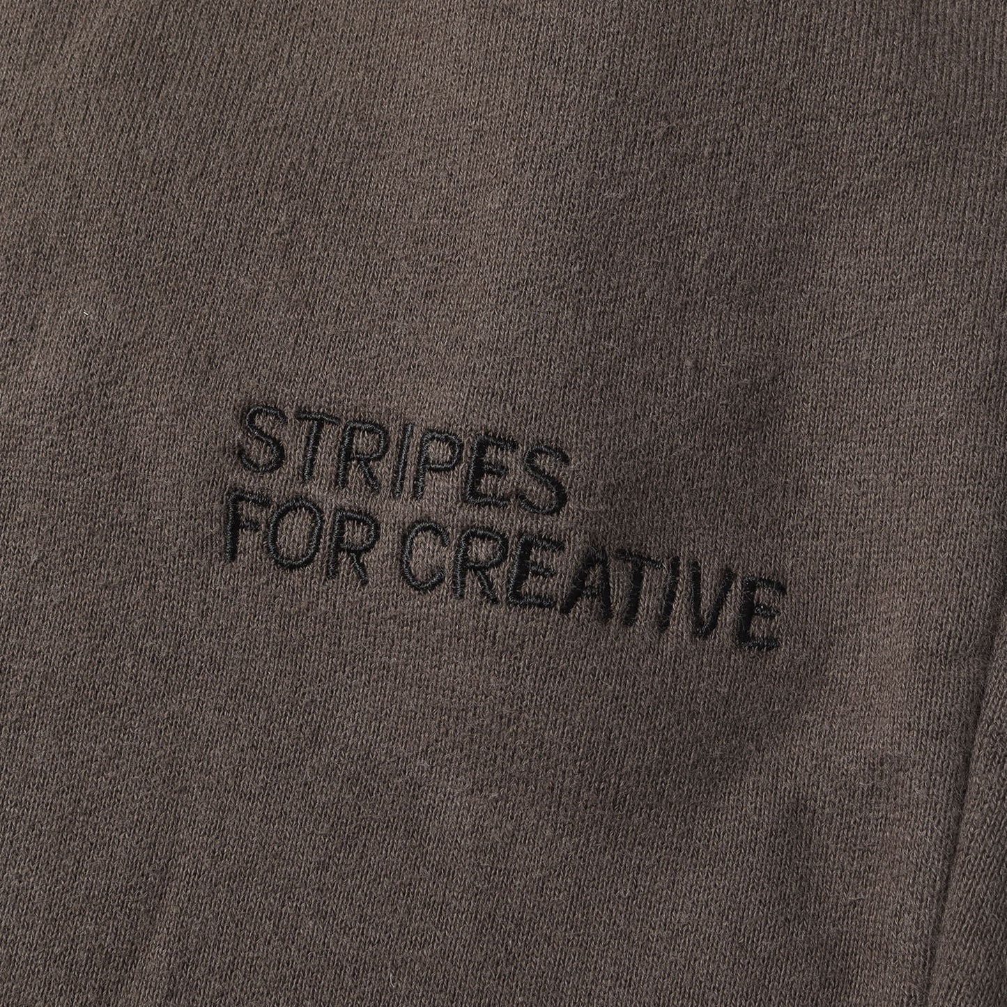 ロゴ刺繍 テーパード スウェットパンツ(SPORTY SWEAT PANTS)