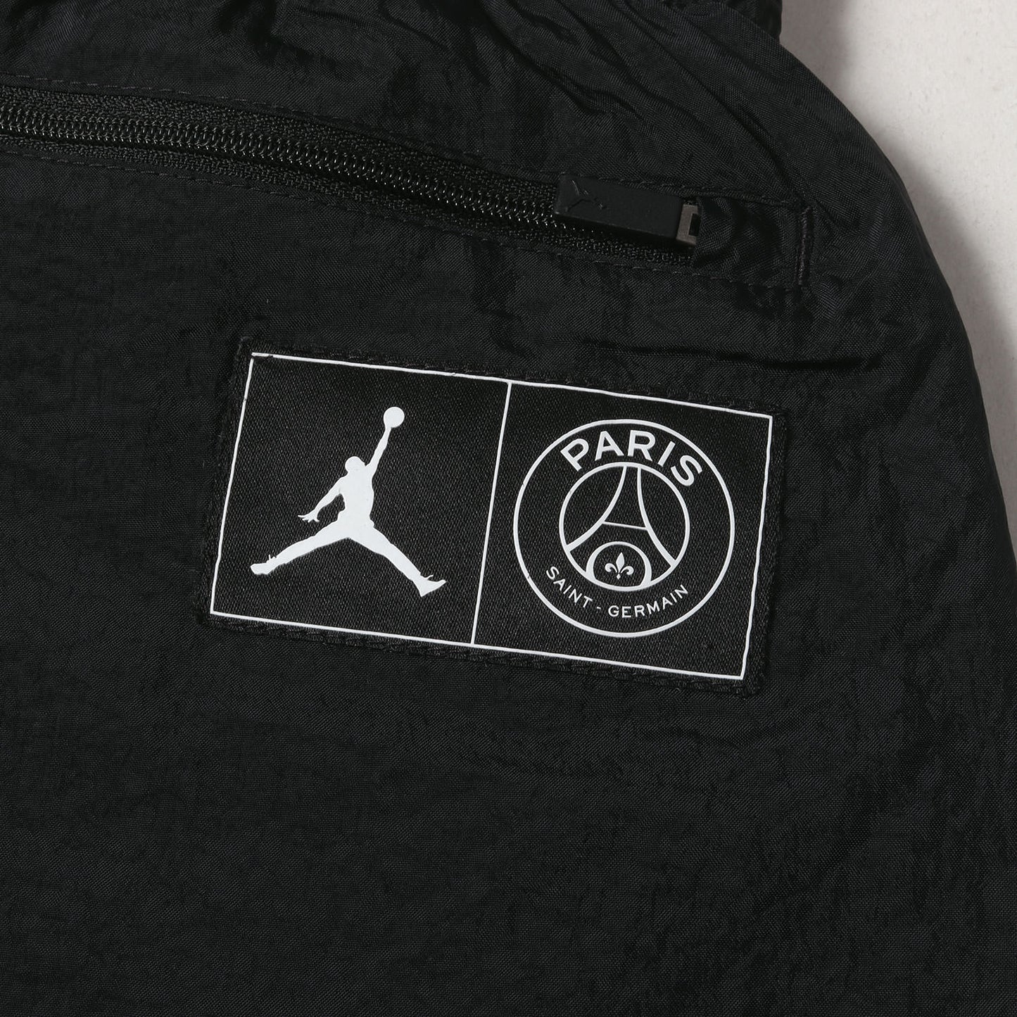 ×Paris Saint Germain JORDAN ナイロン スリム トラックパンツ