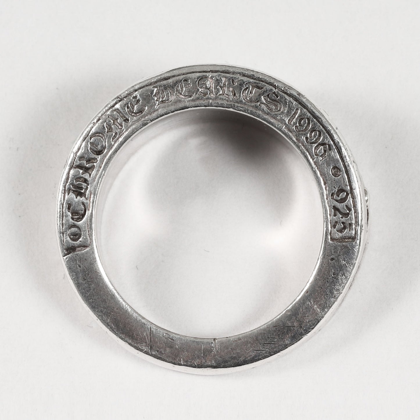 CHプラス ナロー Vバンド リング