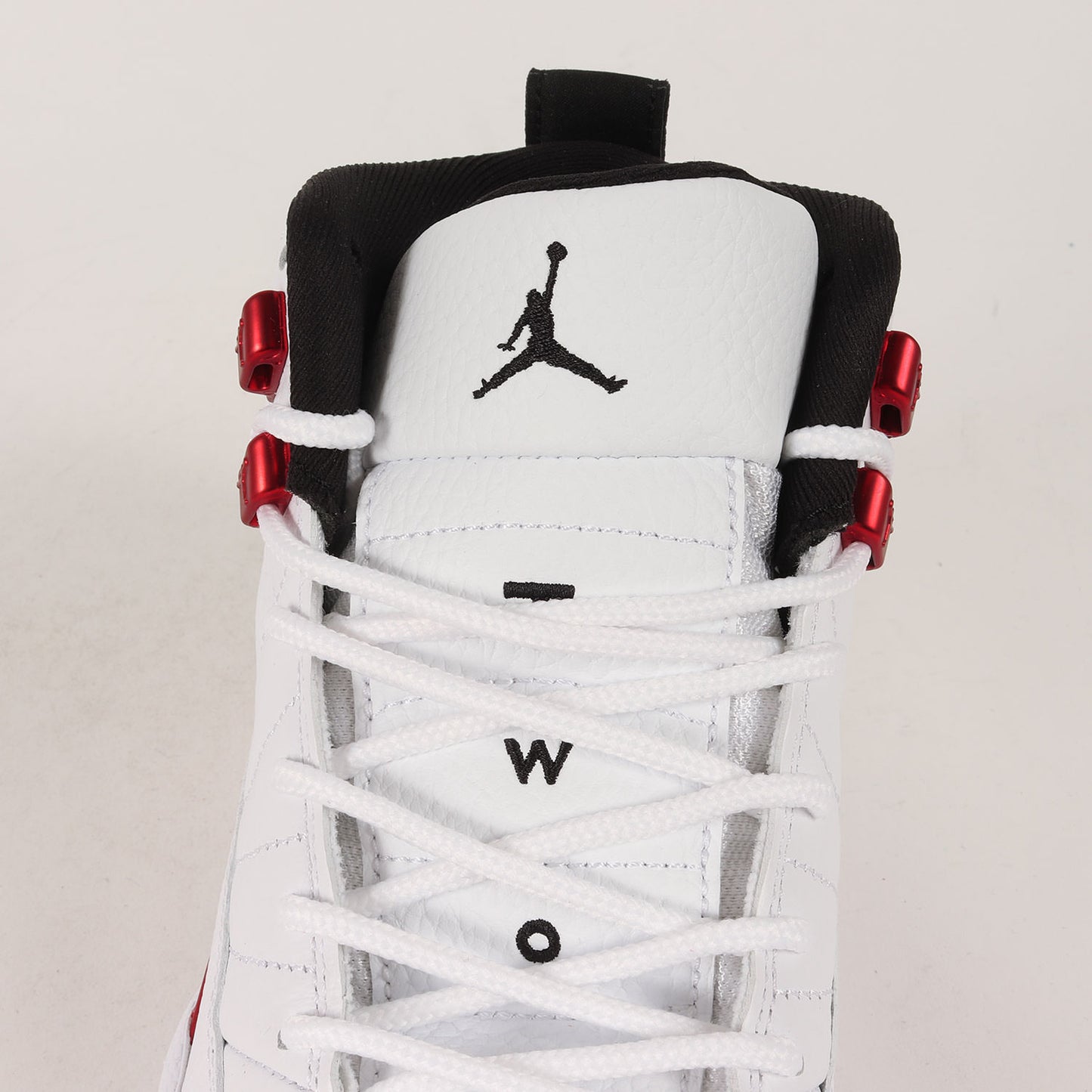 AIR JORDAN 12 RETRO (CT8013-106)