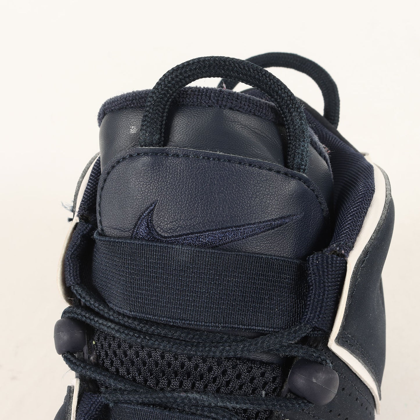 AIR MORE UPTEMPO ’96 BULLS (921948-400)