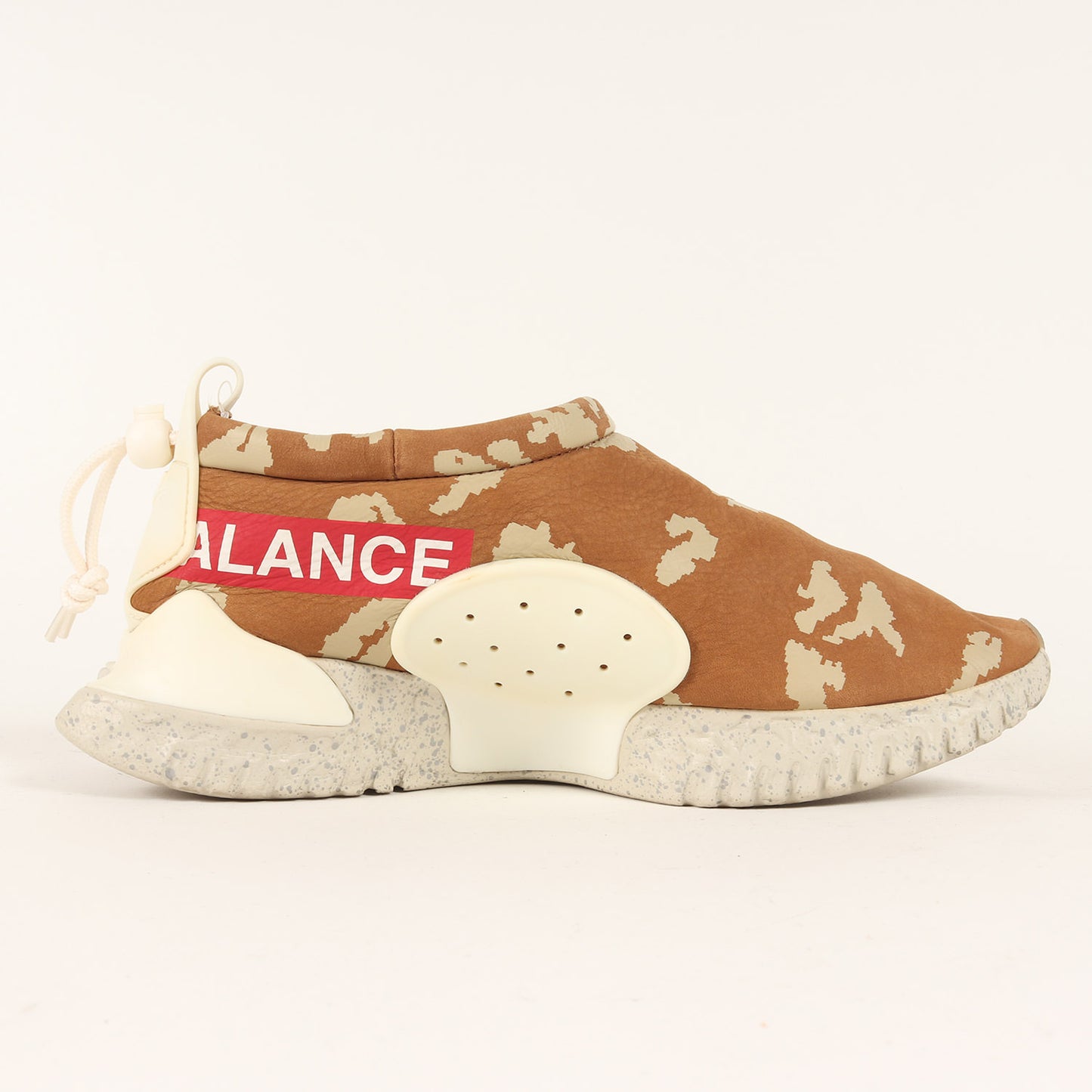 23SS ×NIKE MOC FLOW SP / UNDERCOVER (DV5593-200)