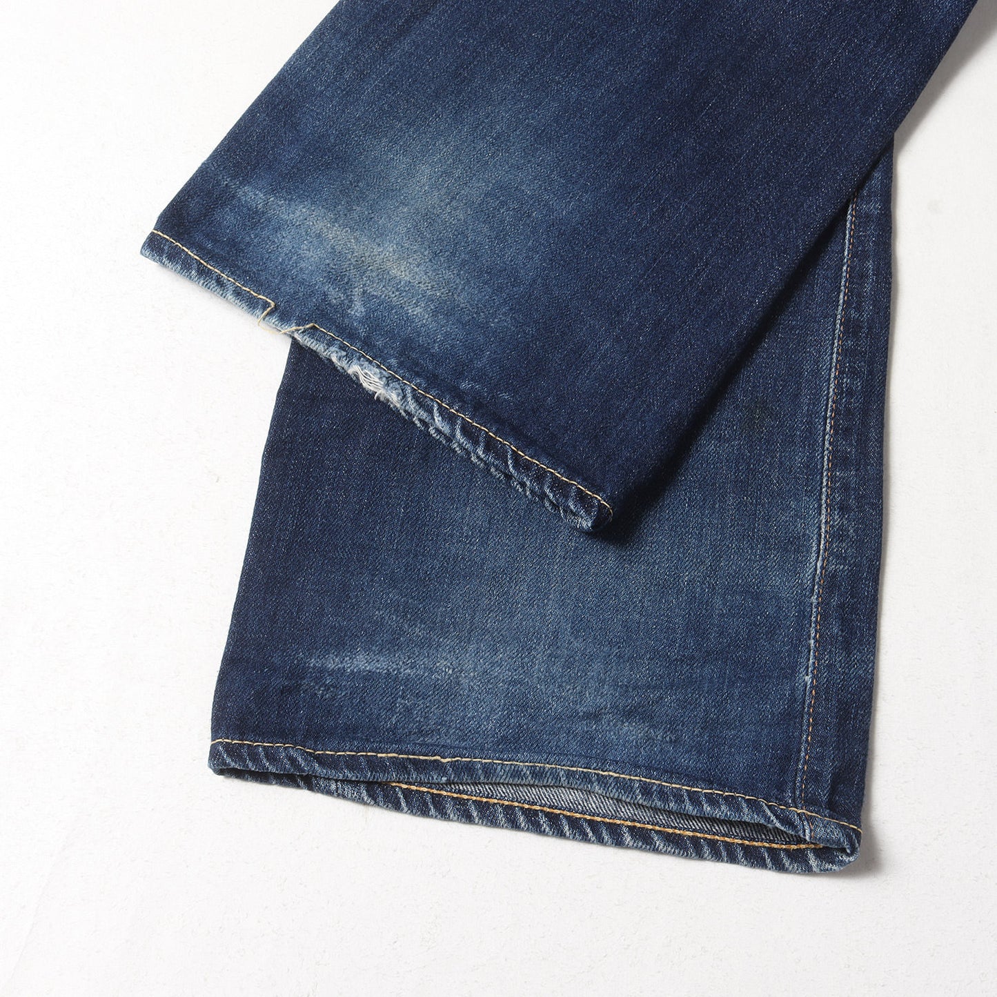 リンスウォッシュ ストレート デニムパンツ(JAPAN WOVEN SELVEDGE DENIM STRAIGHT LEG RINSE)