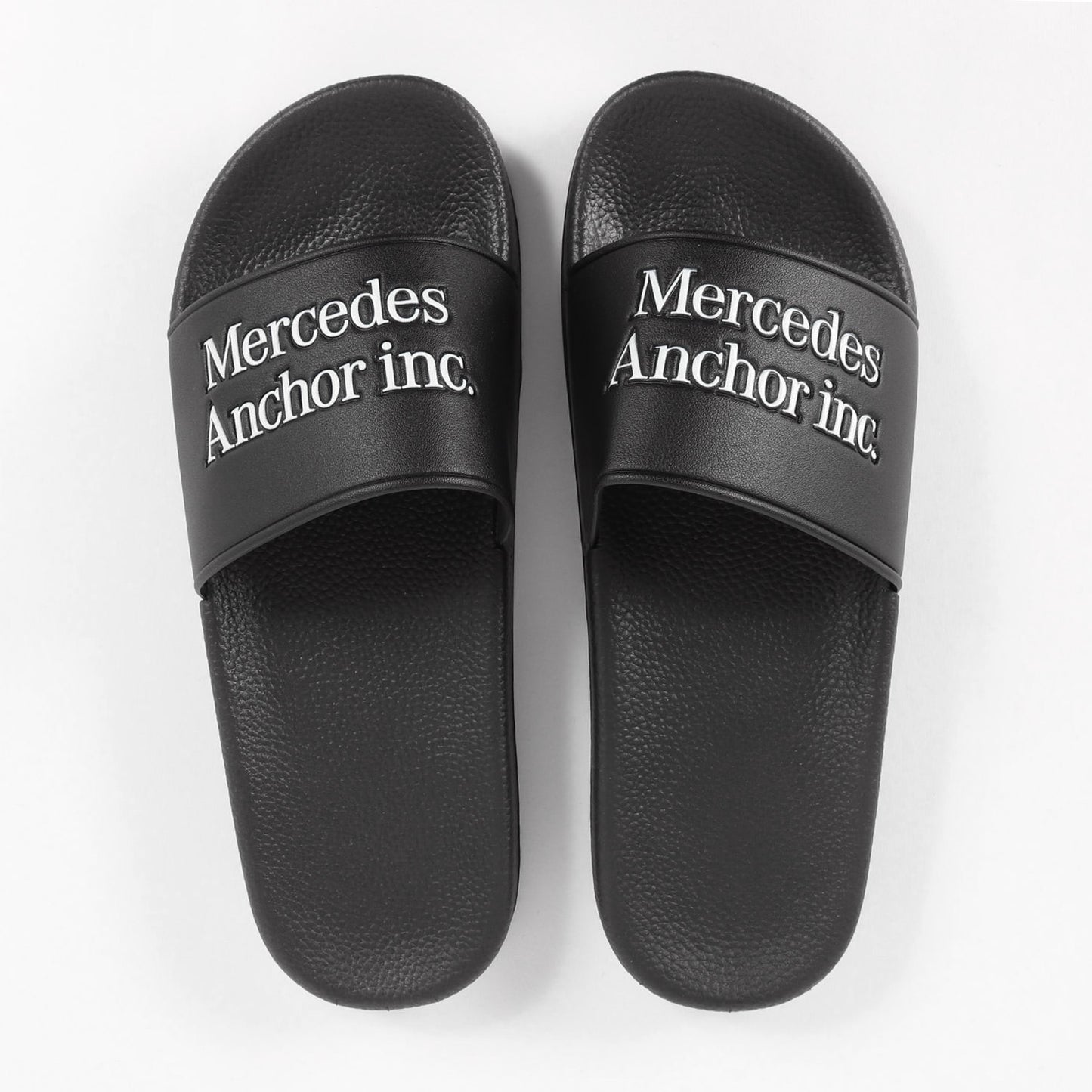 ブランドロゴ スライド サンダル