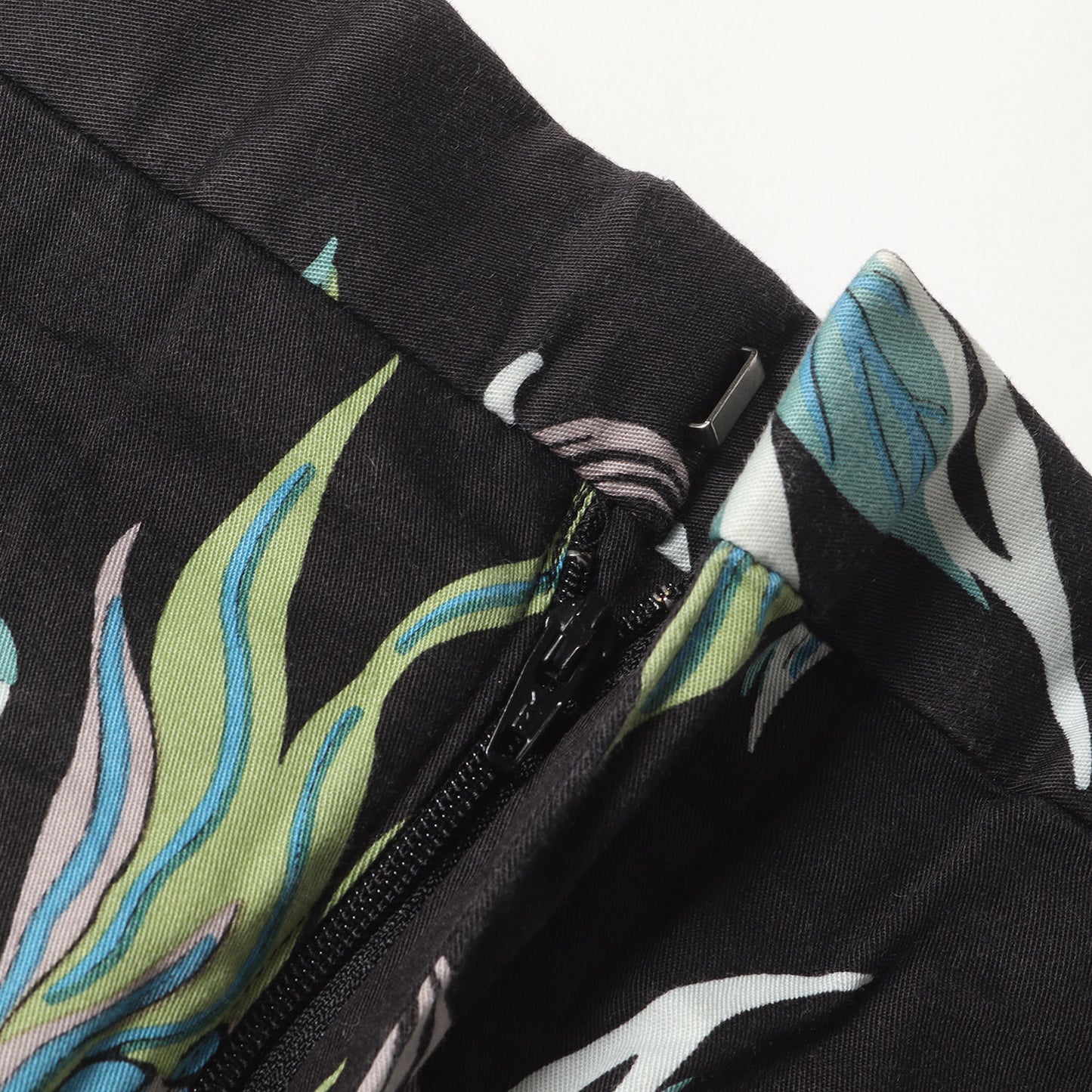 フラガール&フラワー柄 コットンツイル ワークショーツ