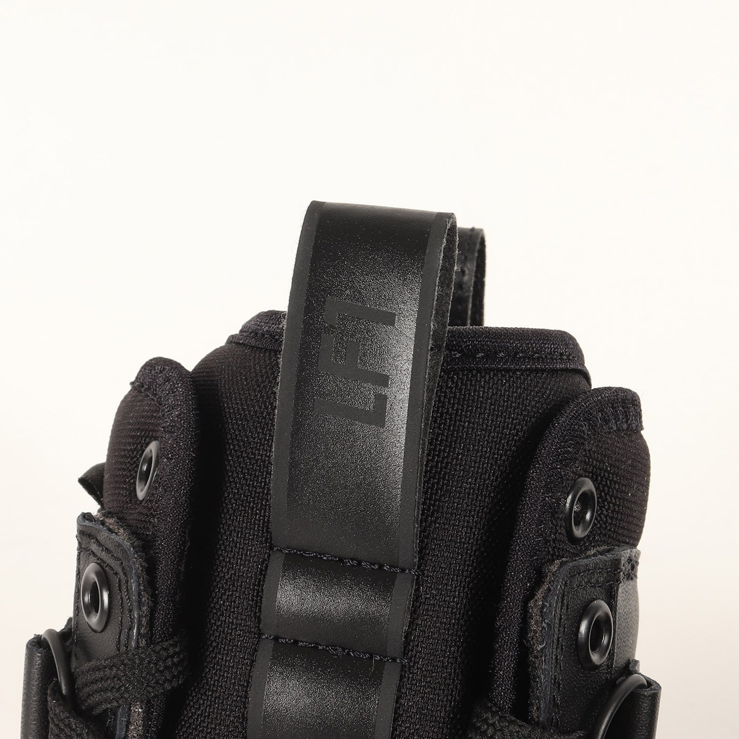 LUNAR FORCE 1 DUCKBOOT (DZ5320-001)