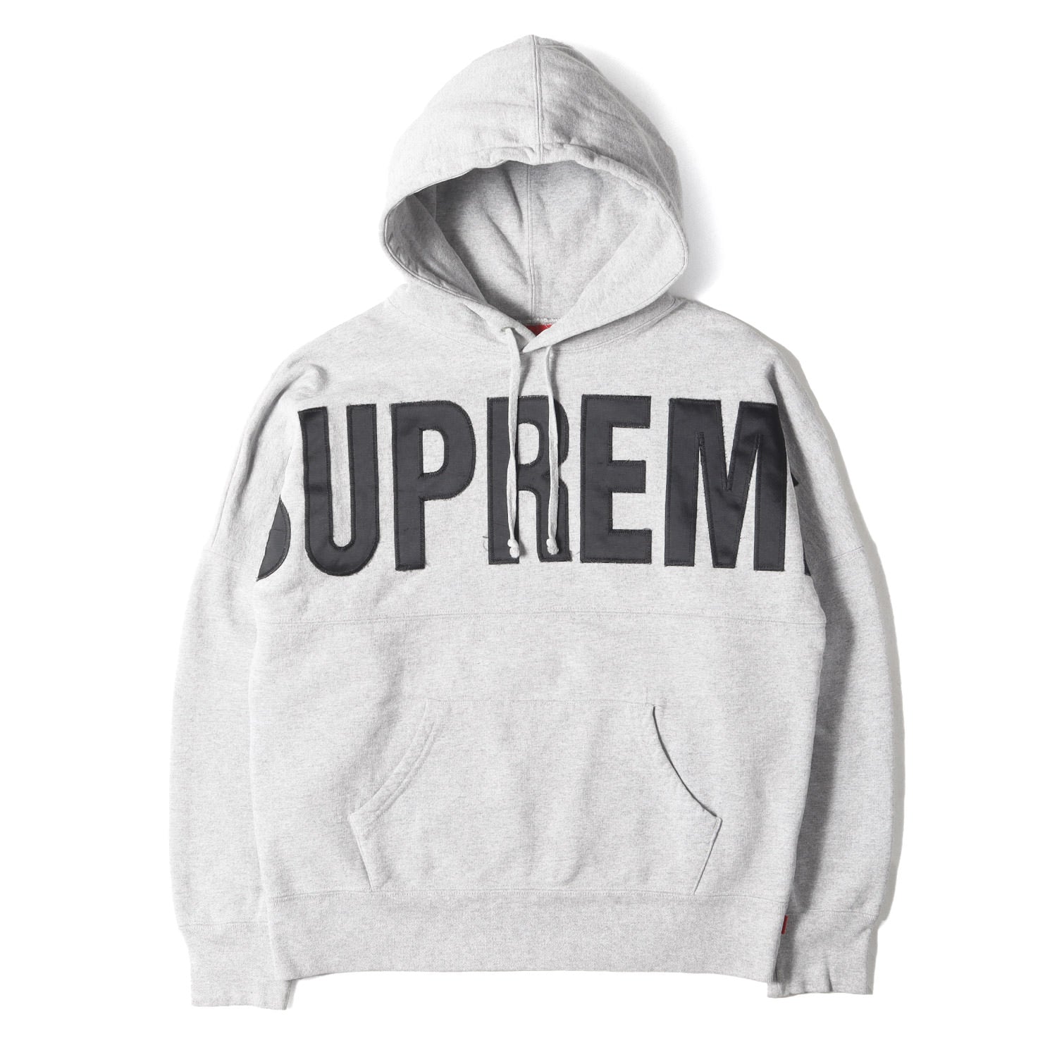 Supreme (シュプリーム) ビッグ アップリケロゴ スウェット パーカー(Banner Pullover) - ブランド古着の通販・買取 |  BEEGLE by Boo-Bee