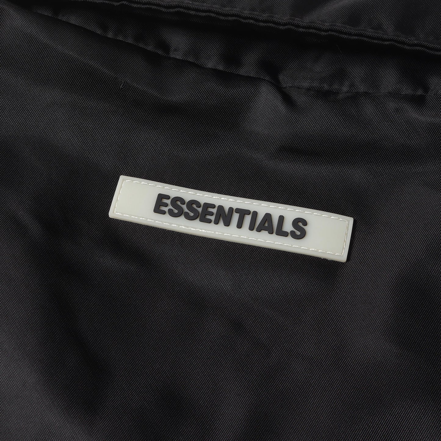 FOG ESSENTIALS オーバーサイズ コーチジャケット(Coaches Jacket)
