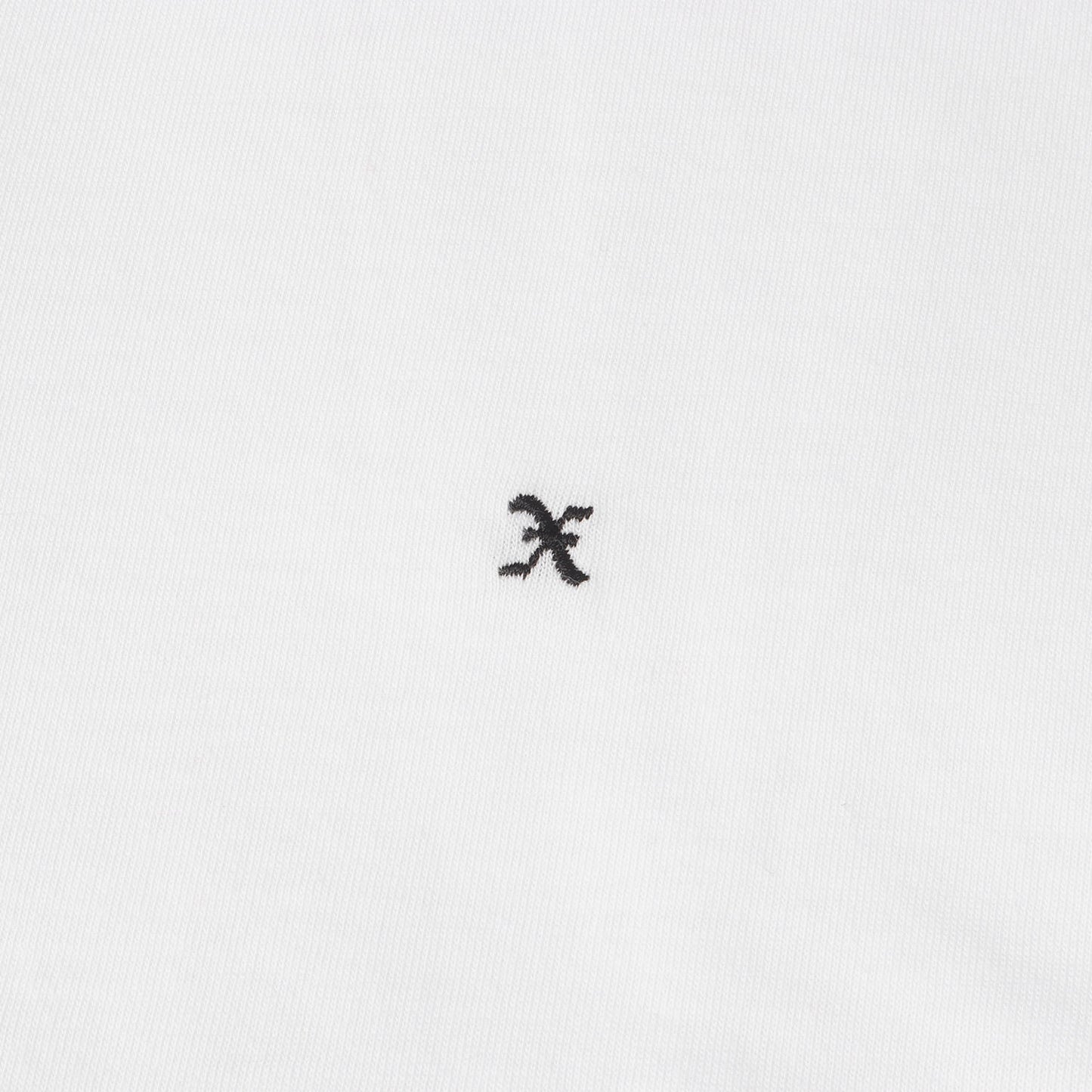 ワンポイト刺繍 クルーネック Tシャツ