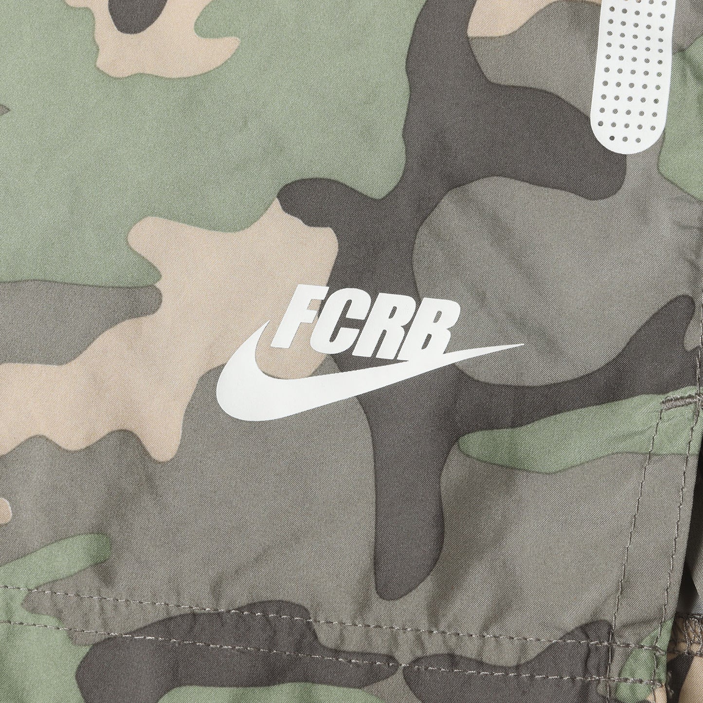 ×NIKE カモフラージュ ポリエステルタフタ ゲームショーツ