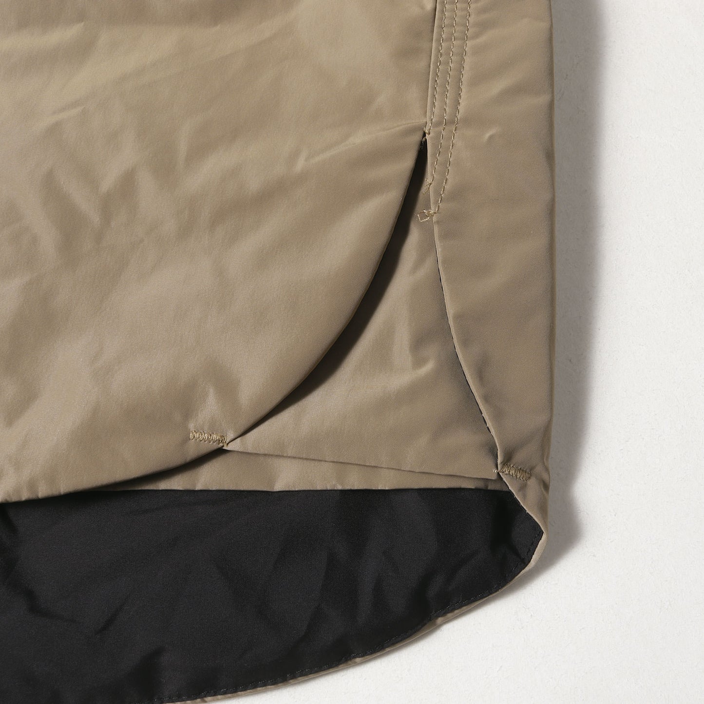 メモリータフタ 中綿 シャツジャケット(Memory Thinsulate Packable SH)