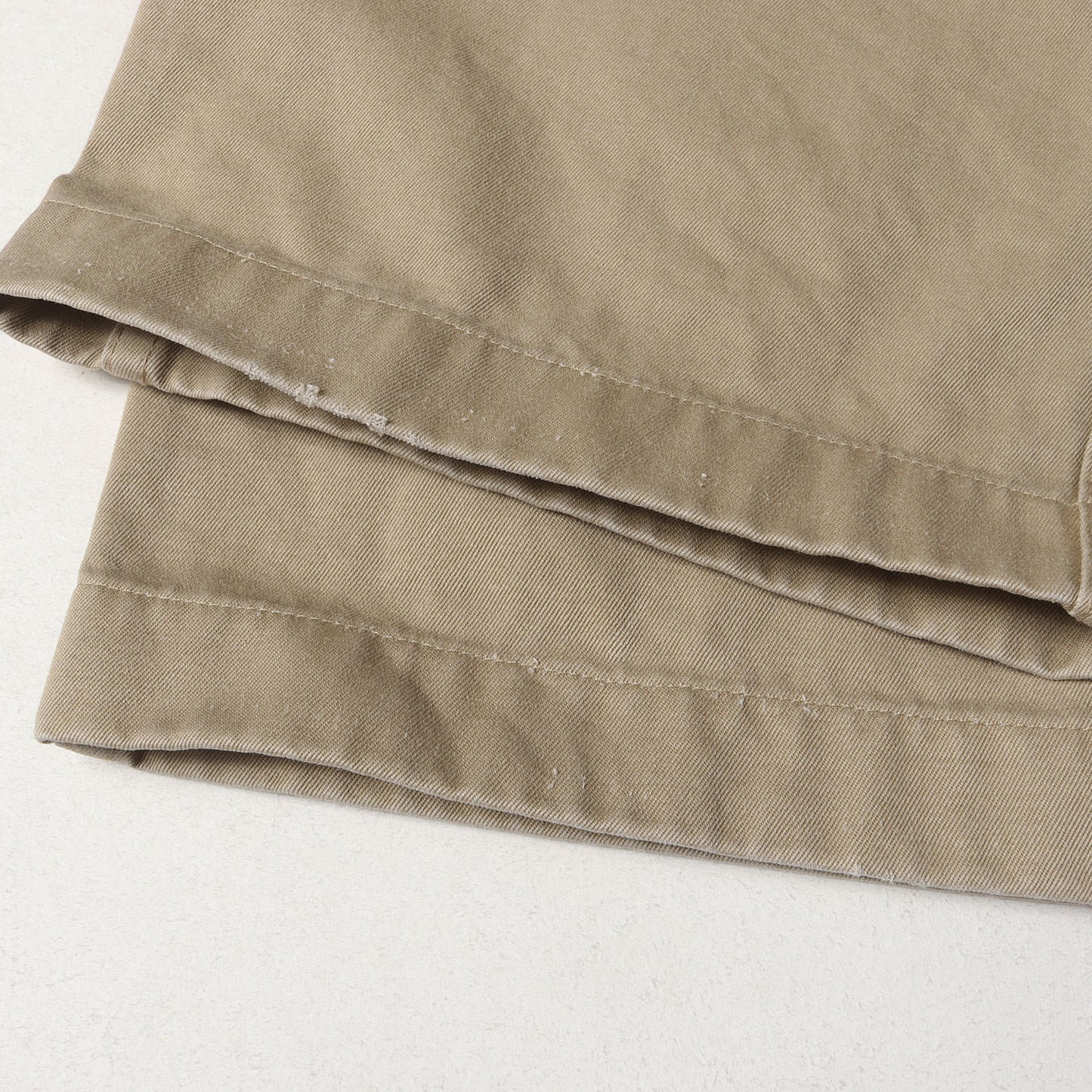 ミリタリー チノパンツ