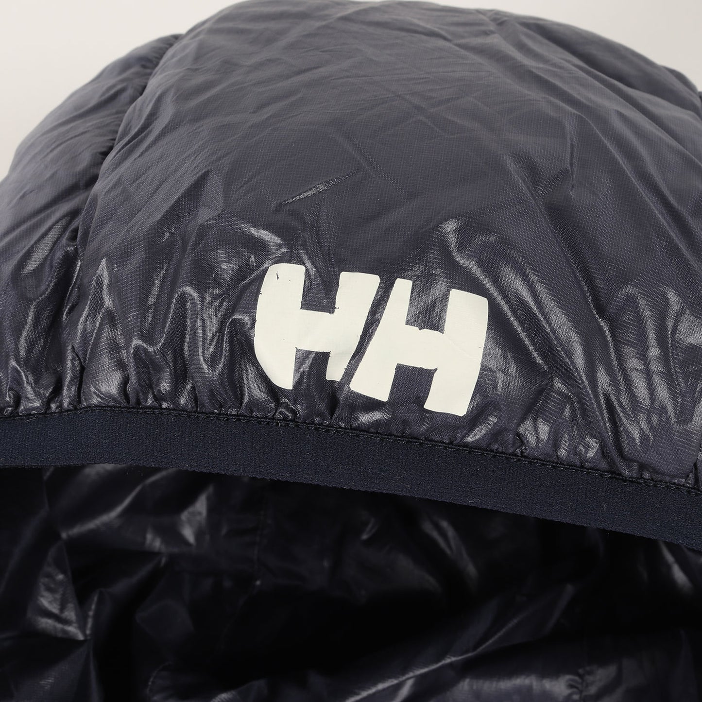 バンブル フーディ ダウンジャケット