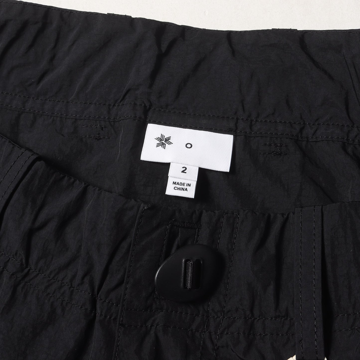 25SS Goldwin 0 ヘリコイド ナイロン ワイド カーゴパンツ(Helicoid Cargo Pants)