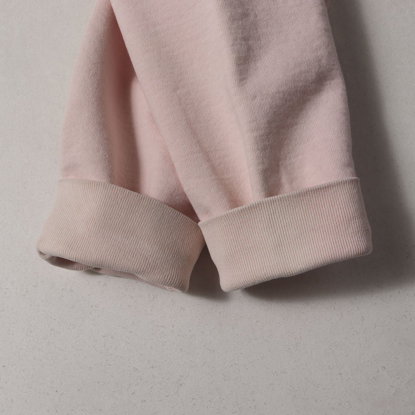 Sロゴ ワッペン スウェットパーカー(Tonal S Logo Hooded Sweatshirt)