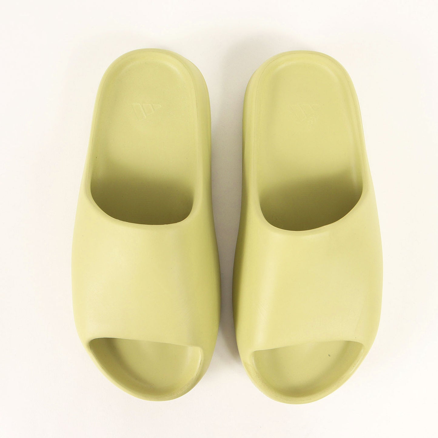 YEEZY SLIDE RESIN (GZ5551)