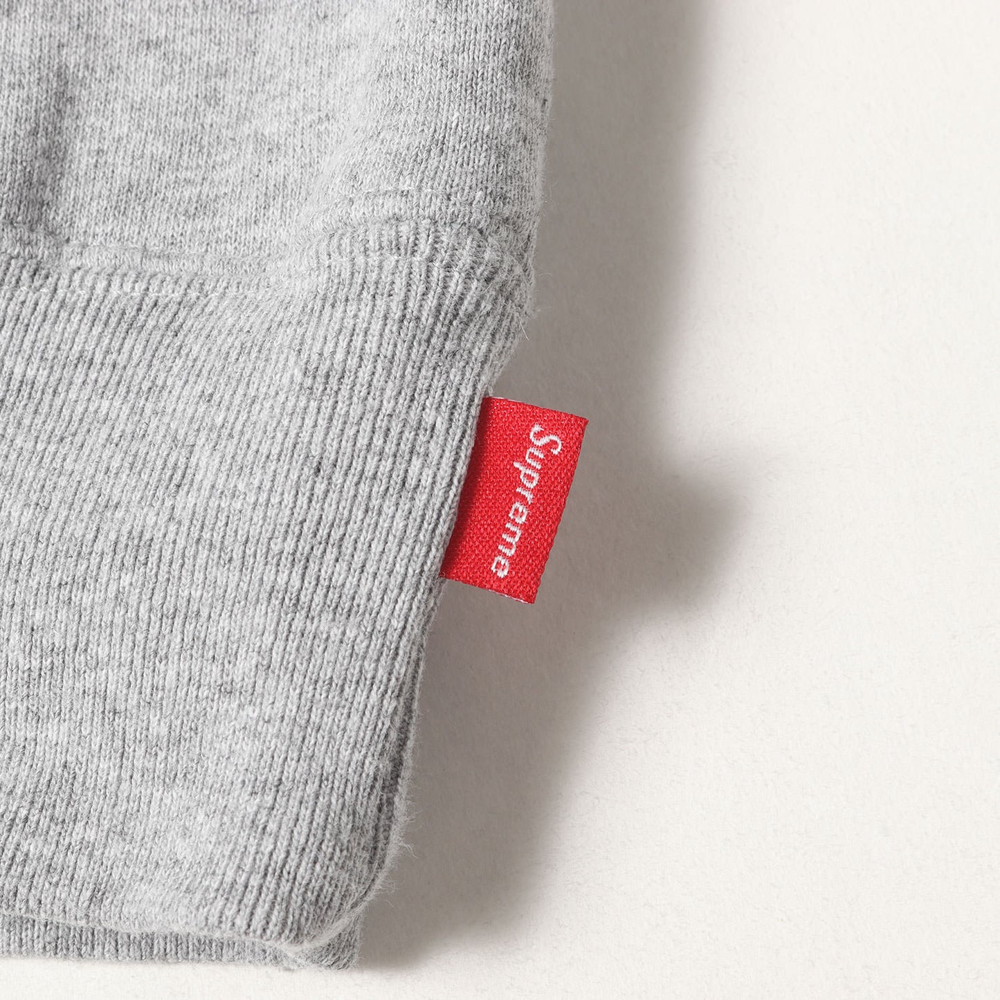 24SS スモールBOXロゴ ラグラン スウェット(Small Box Raglan Crewneck)