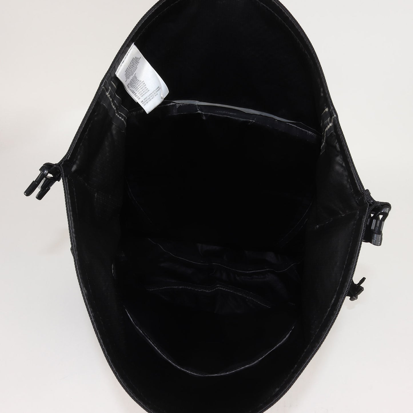 ×THE NORTH FACE ウォータープルーフ バックパック(Waterproof Backpack)