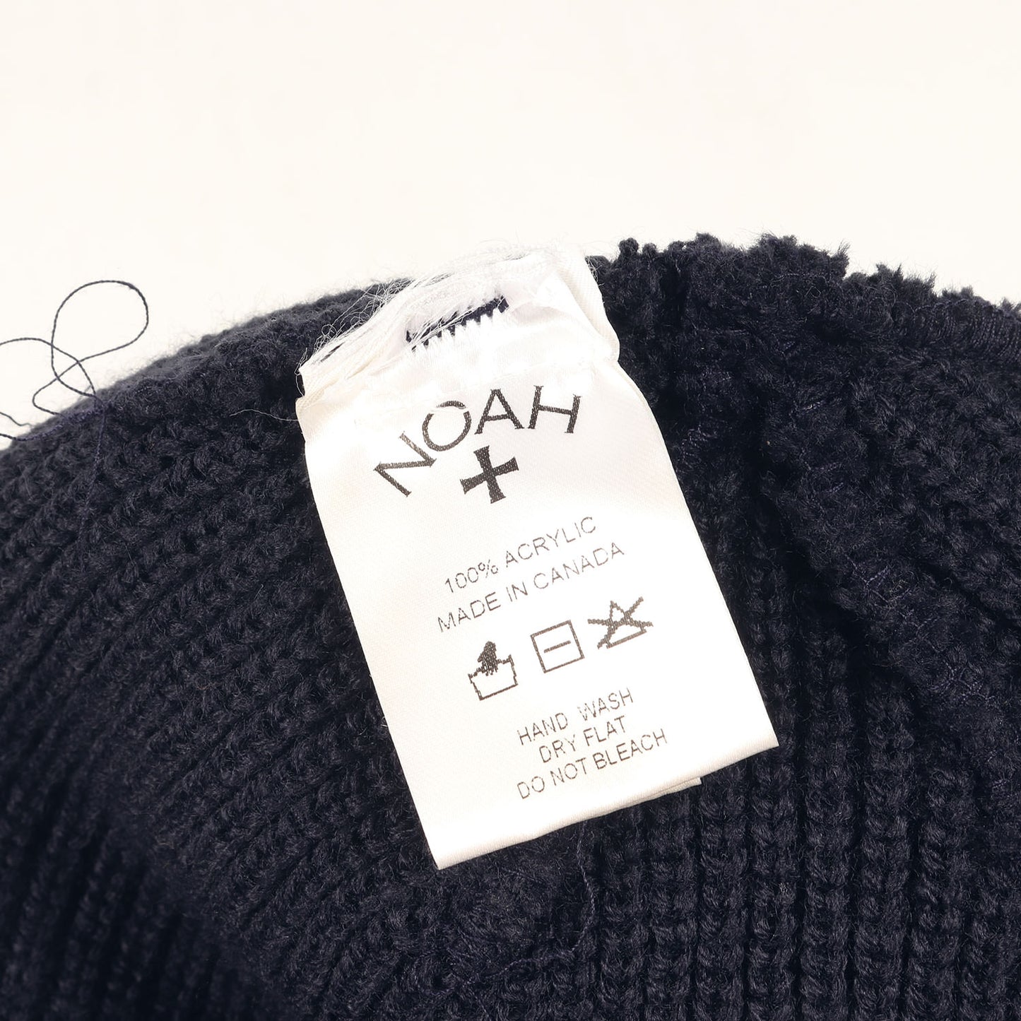 ロゴ刺繍 リブ ニットビーニー