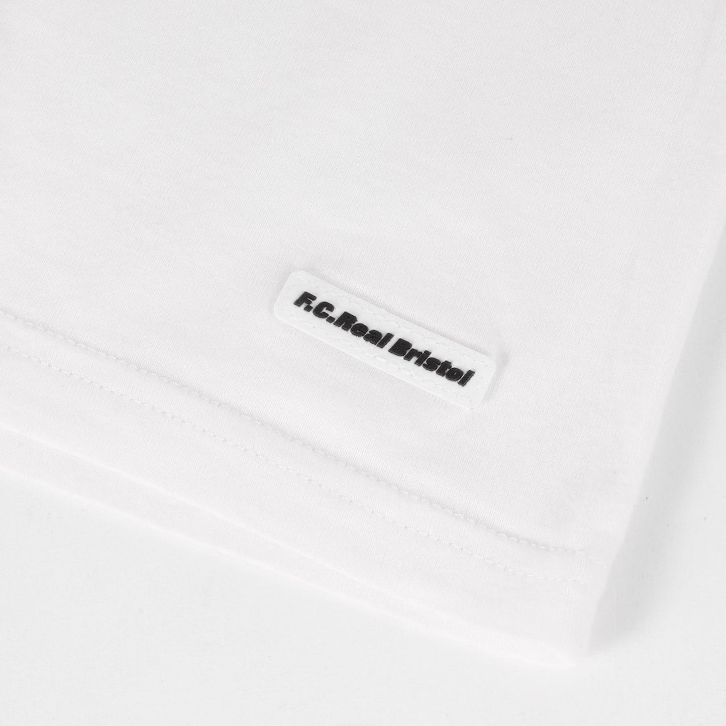 スター グラフィック Tシャツ(37 STAR TEE)