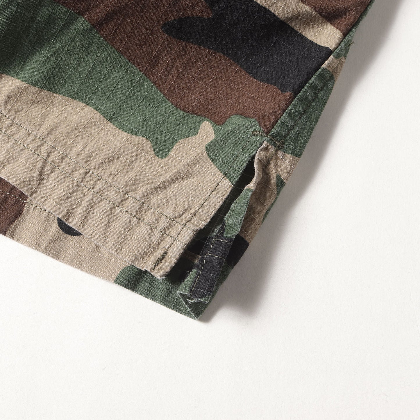 ウッドランドカモ フード付き プルオーバーシャツ(Hooded Ripstop Pullover Shirt)