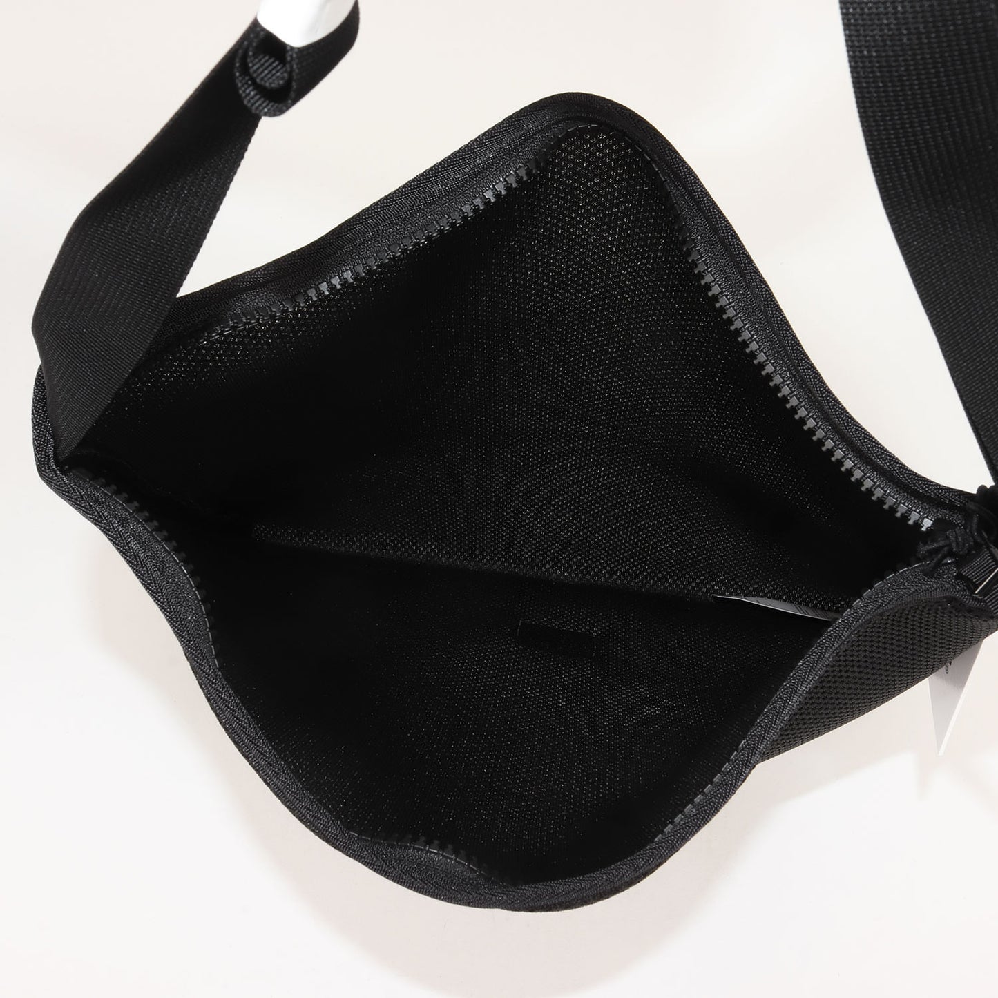 25SS ウレタンメッシュ スリングバッグ / ショルダーバッグ(SLING / BAG / POLY)