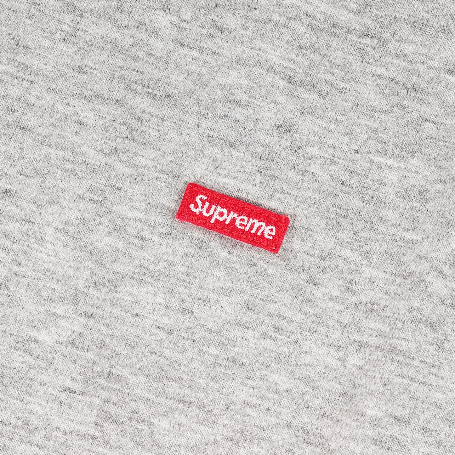 スモールBOXロゴ クルーネック Tシャツ(Small Box Tee)