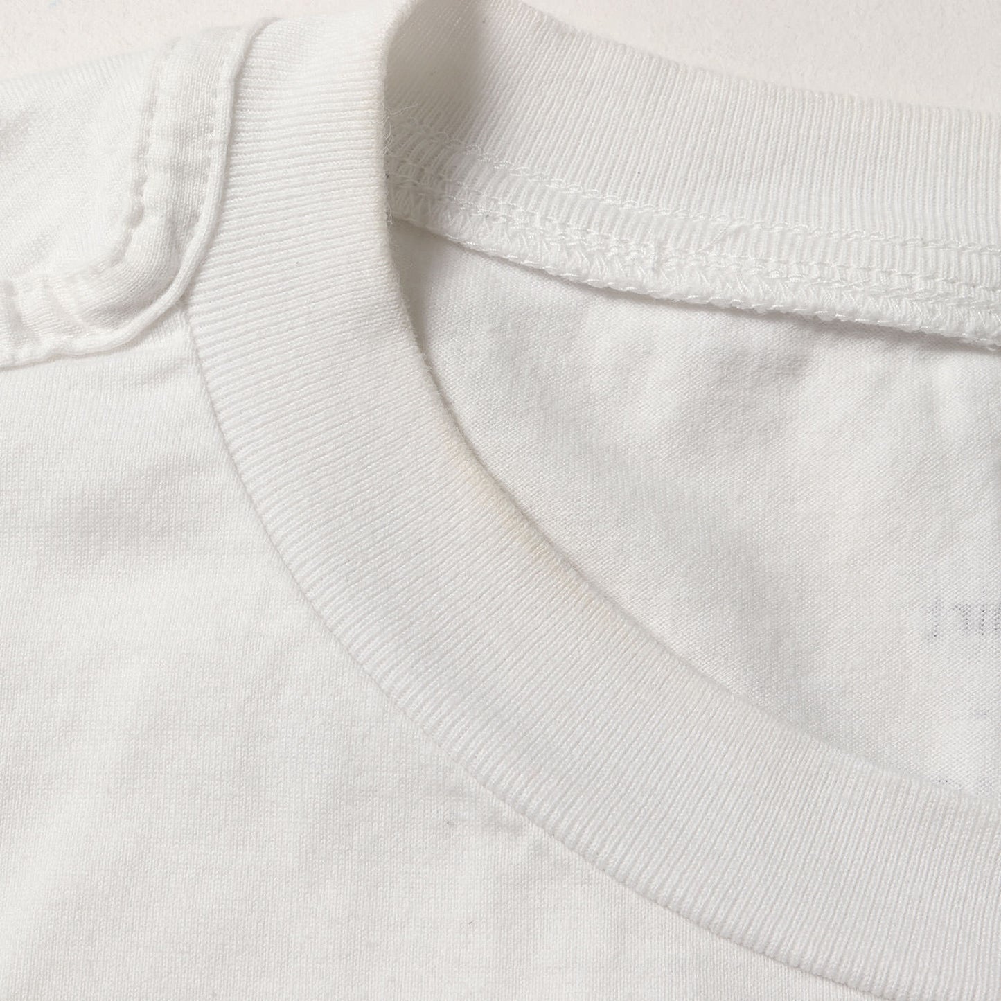 フォトグラフィック ポケット Tシャツ