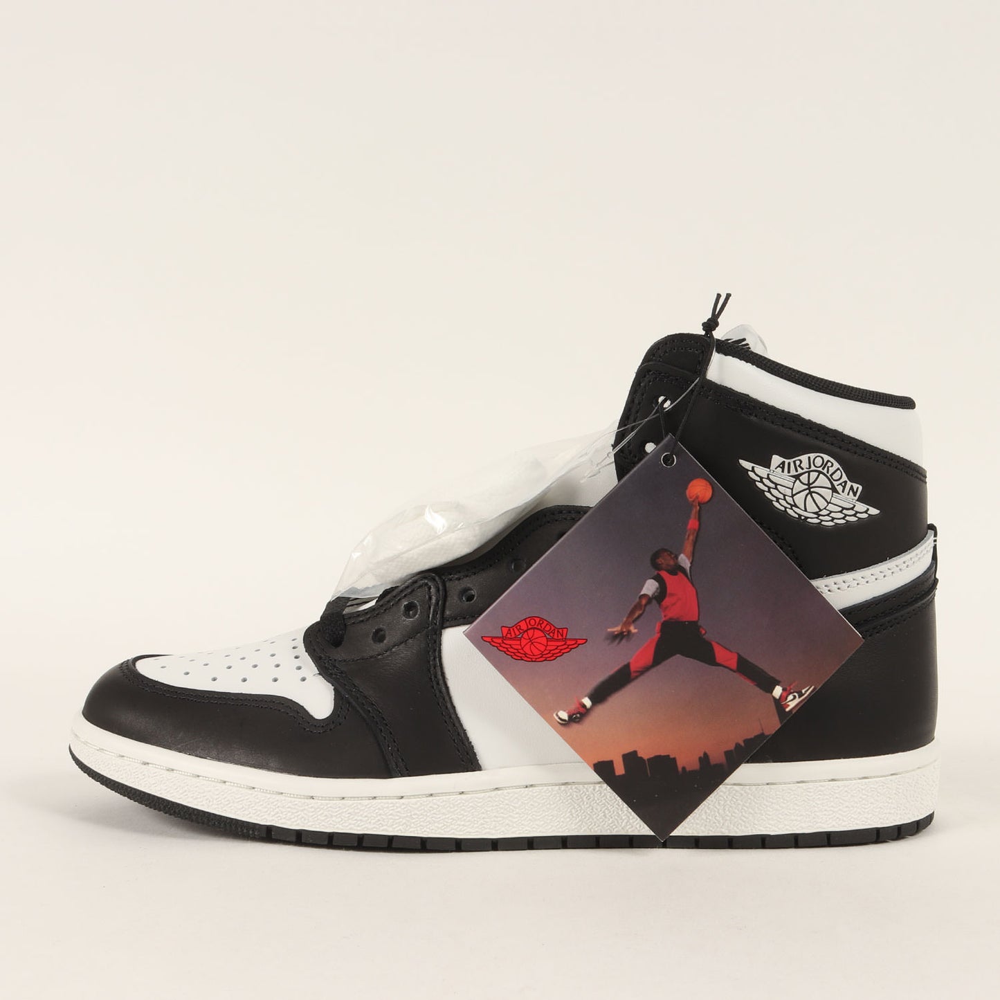 AIR JORDAN 1 HIGH 85 BLACK WHITE (BQ4422-001)