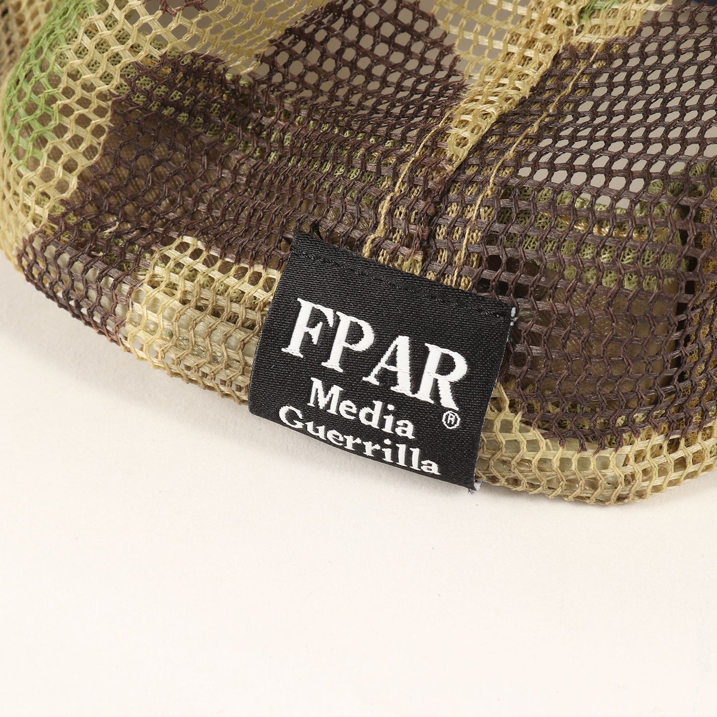 メッセージロゴ カモフラージュ メッシュキャップ