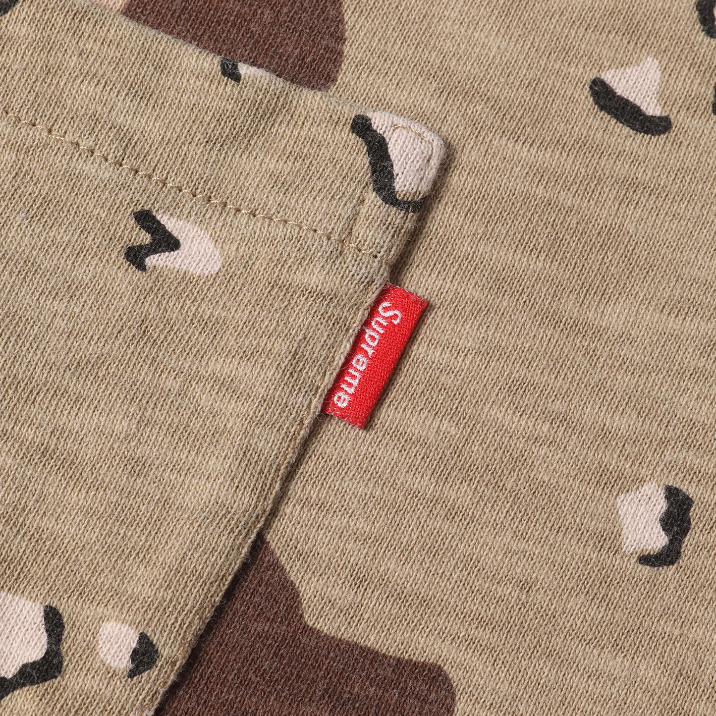 チョコチップデザートカモ ポケット付き ヘビーウェイト Tシャツ(Pocket Tee)